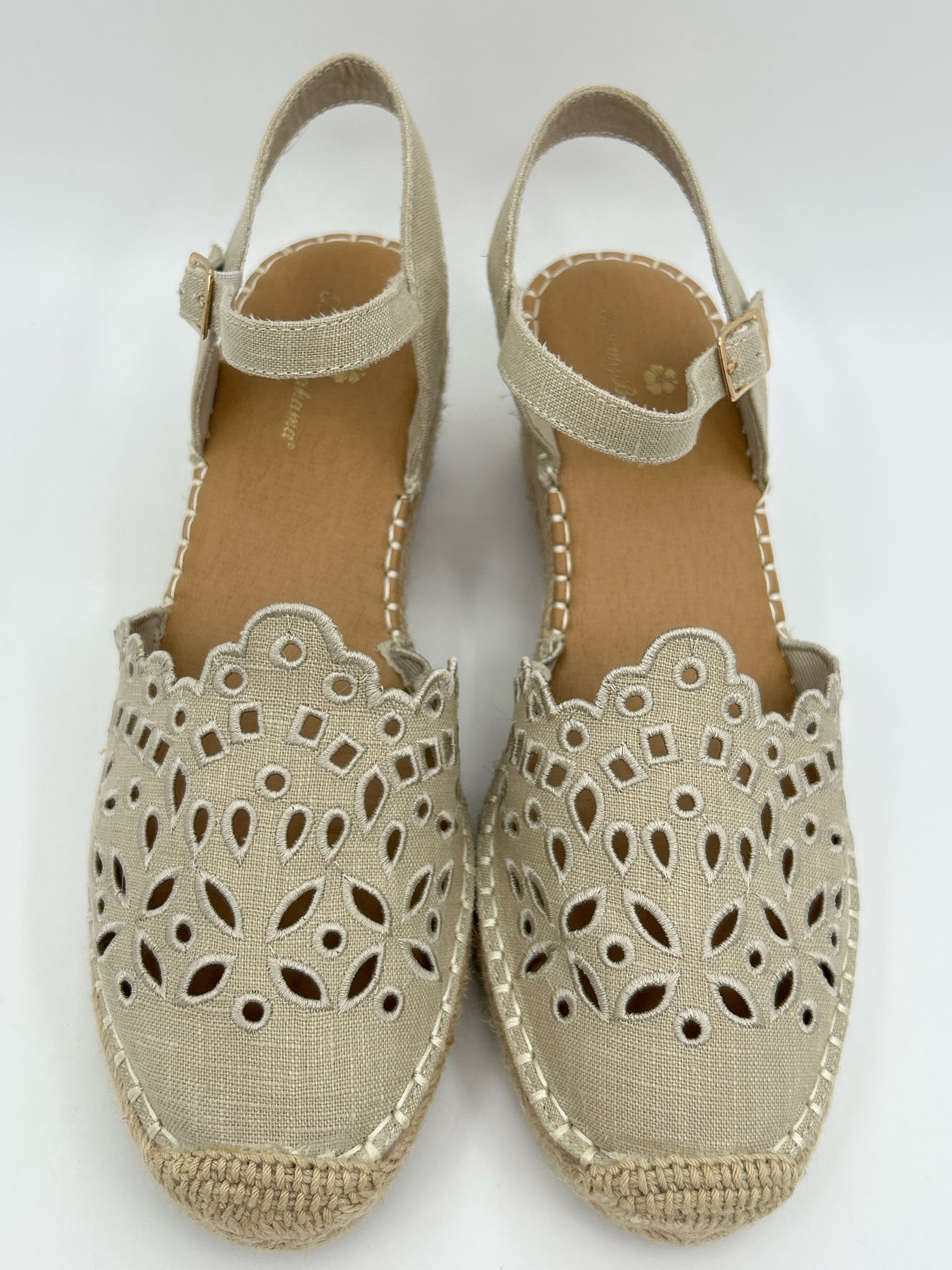 TOMMY BAHAMA Size 8.5M Beige Women Sandal