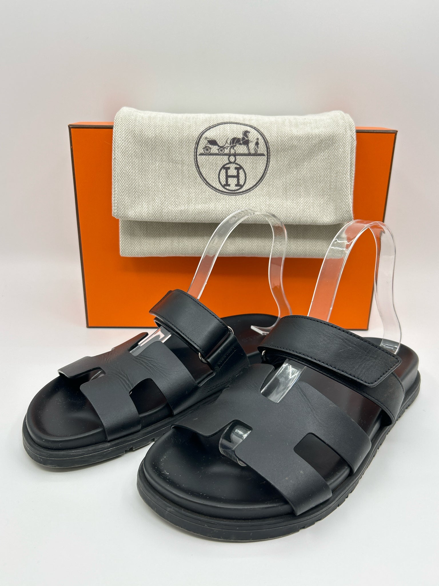 HERMES Size 39 Black Women Sandal