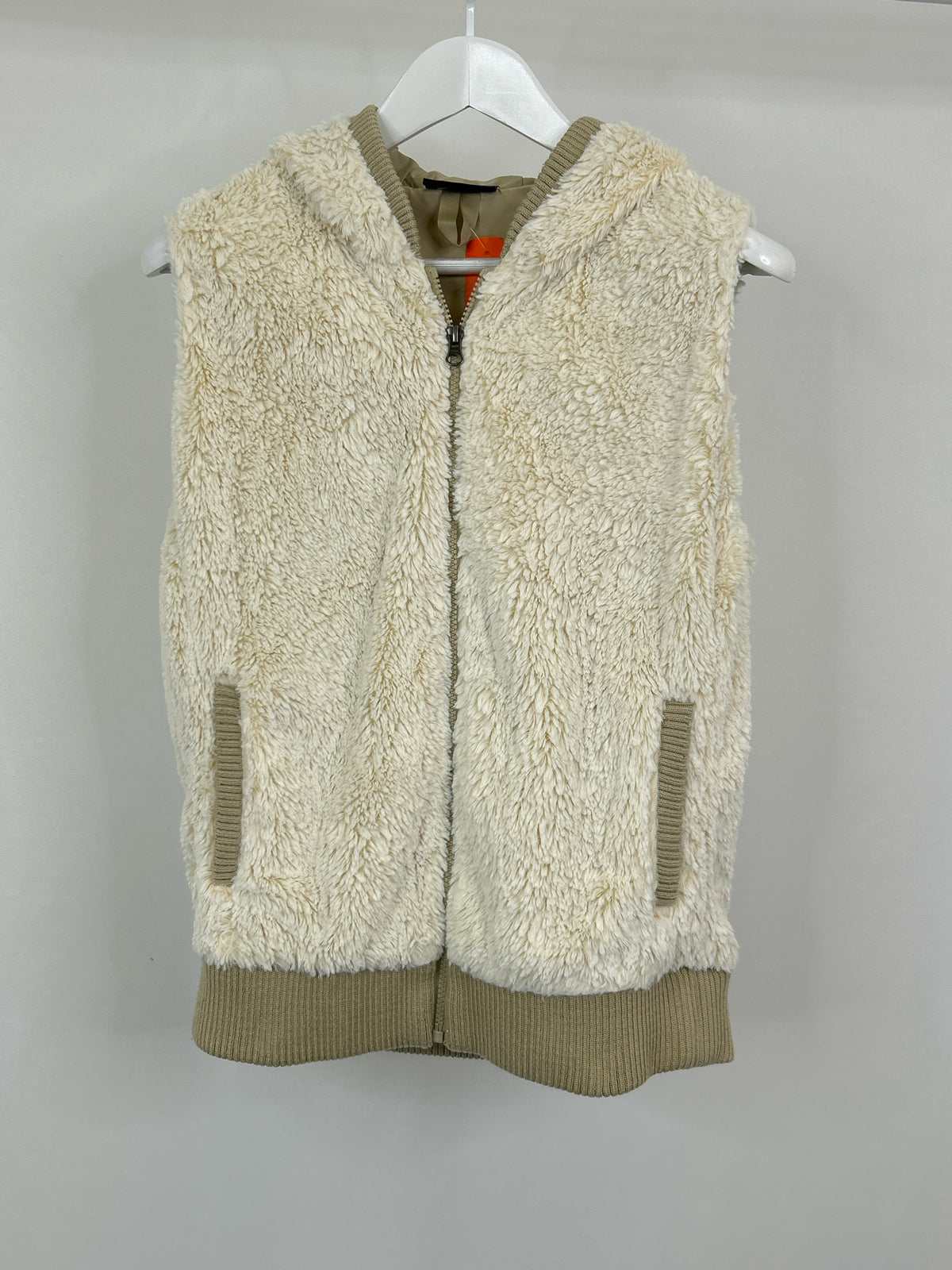 PATAGONIA Size M/L Cream Women Vest