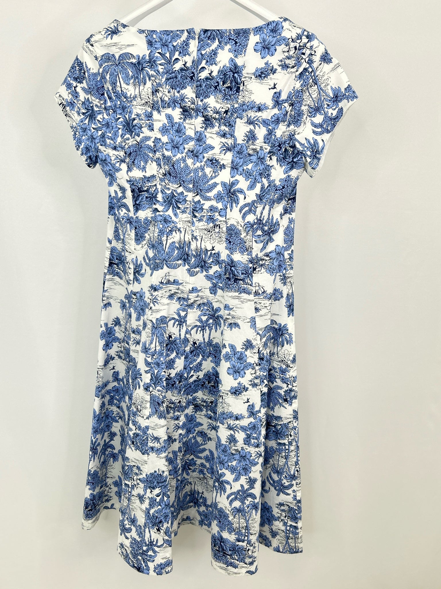 NICOLE MILLER Size 10 WHITE AND BLUE Women Dress