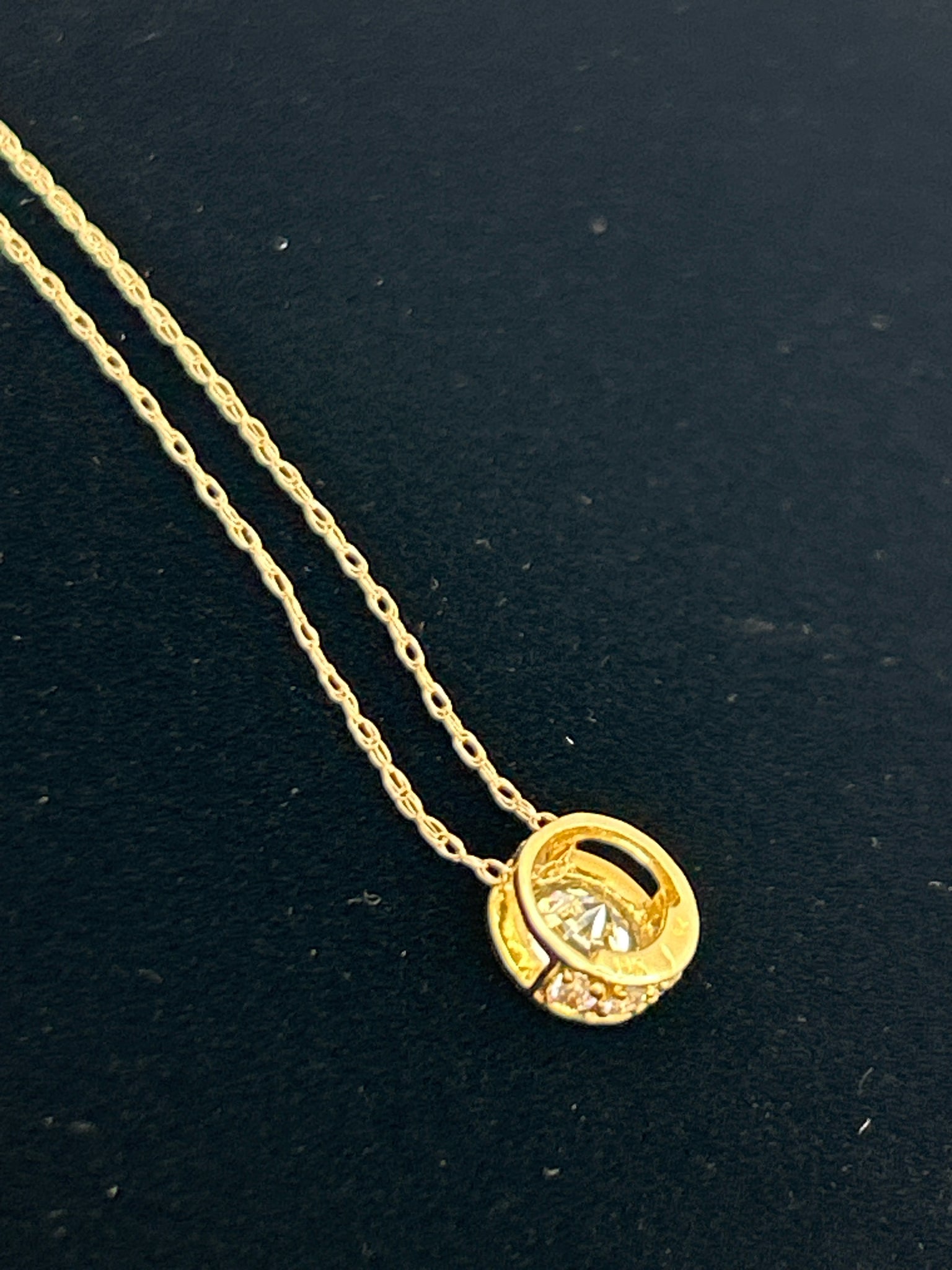 ABSOLUTE NIB Gold Necklace