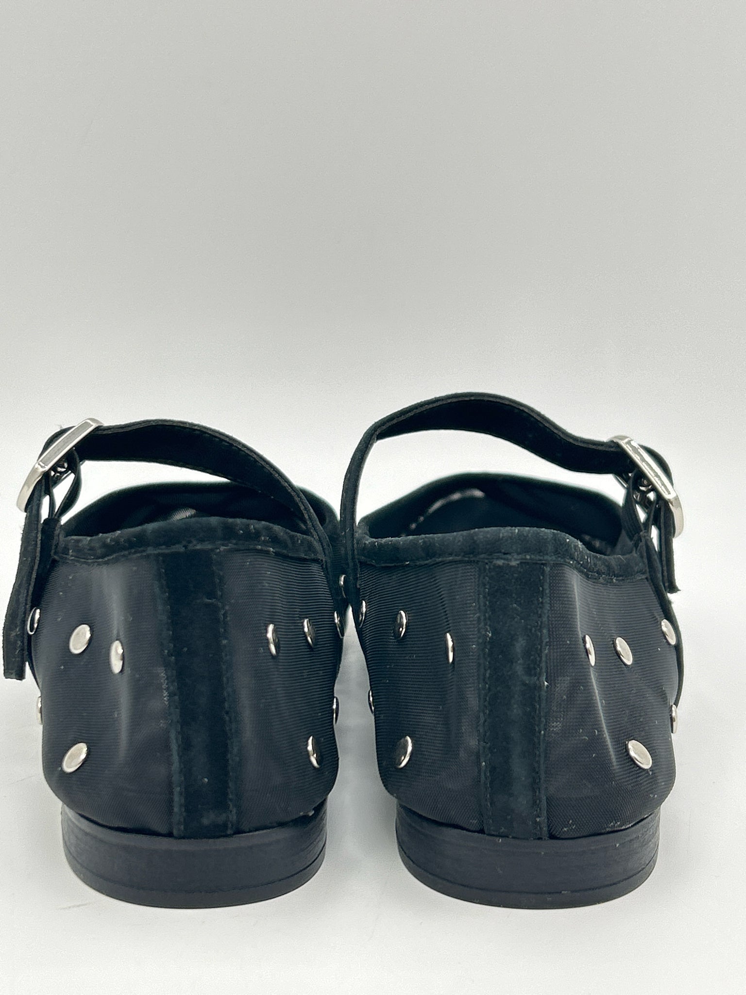 JEFFREY CAMPBELL Size 6 Black Women Flats