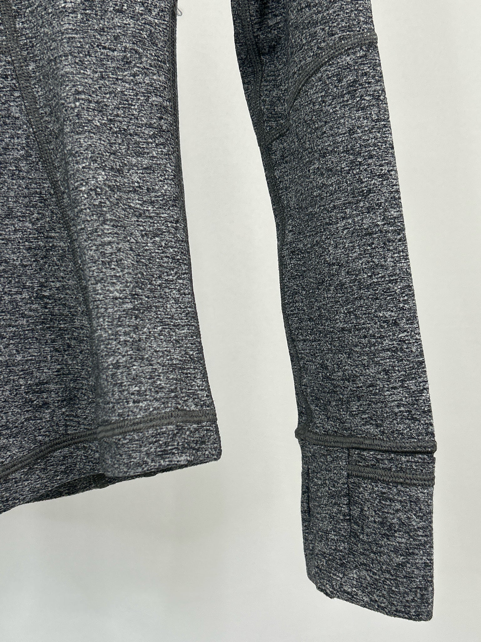 LULULEMON Size 6 black and grey Women Jacket