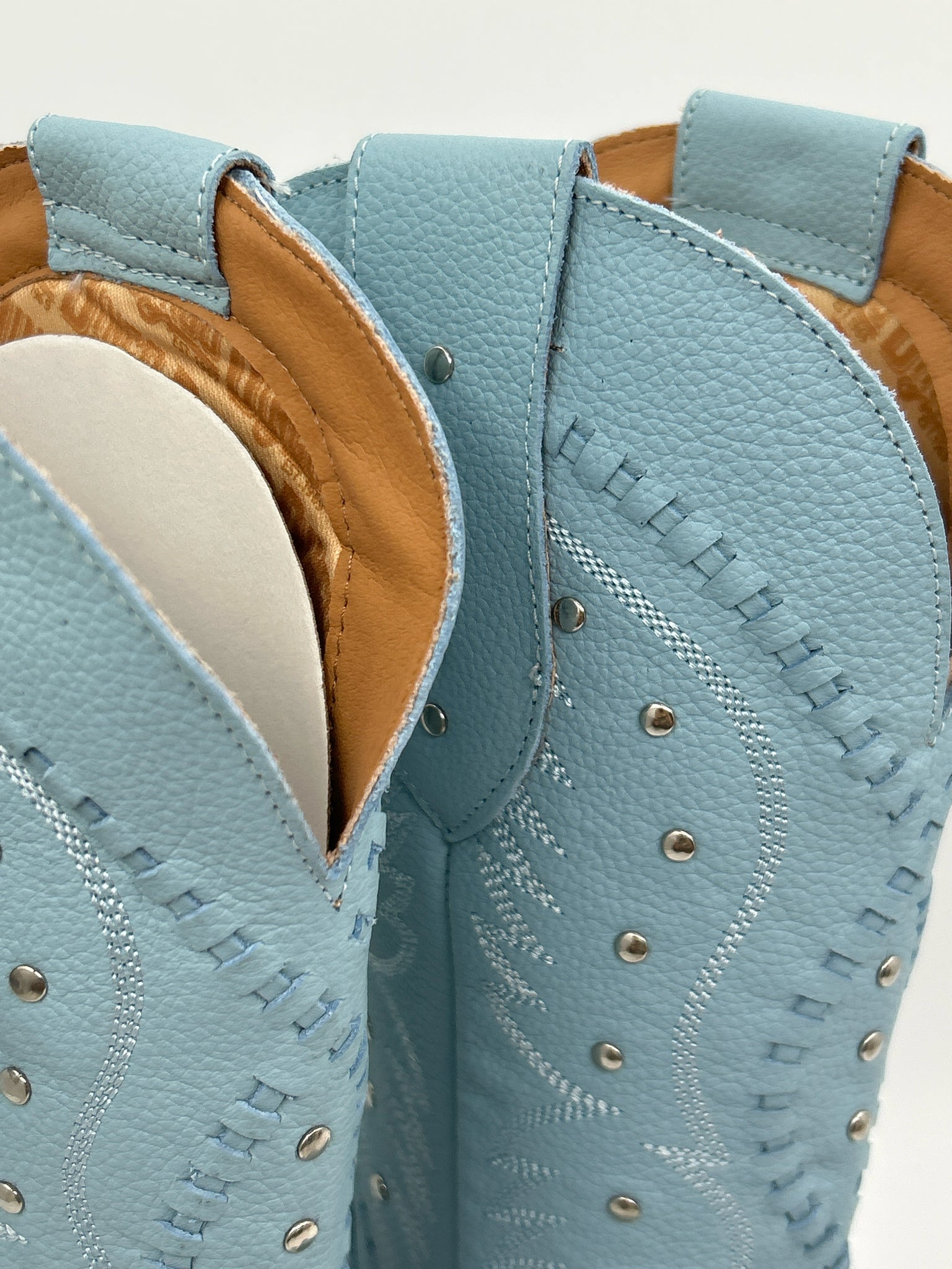 DINGO Size 7.5M Pale Blue Women Boots