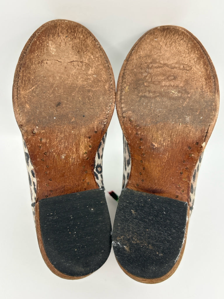 MACI BEAN Size 8 BEIGE AND BROWN Booties