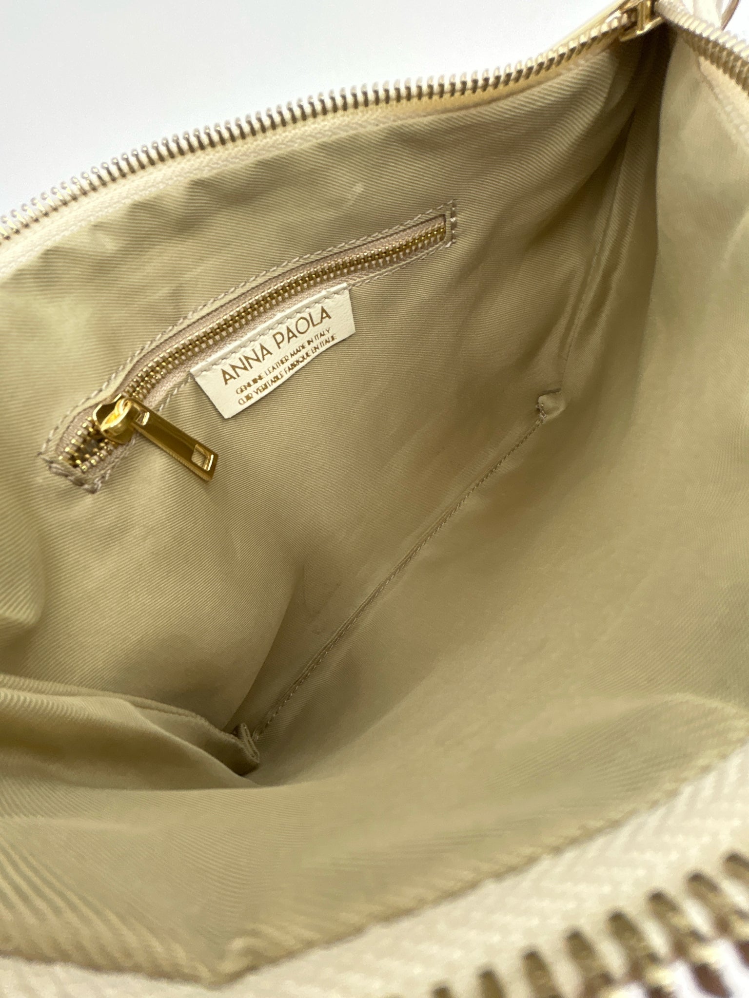 ANNA PAOLA Ivory Women Purse