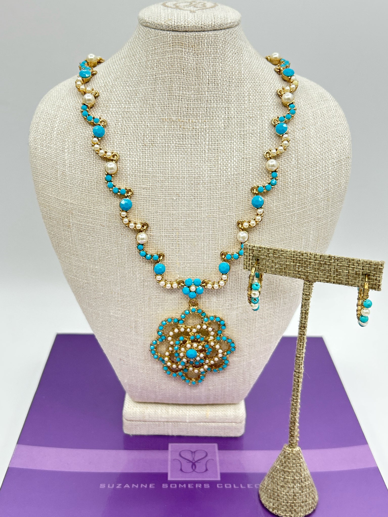 SUZANNE SOMERS Gold and Blue Jewelry Set