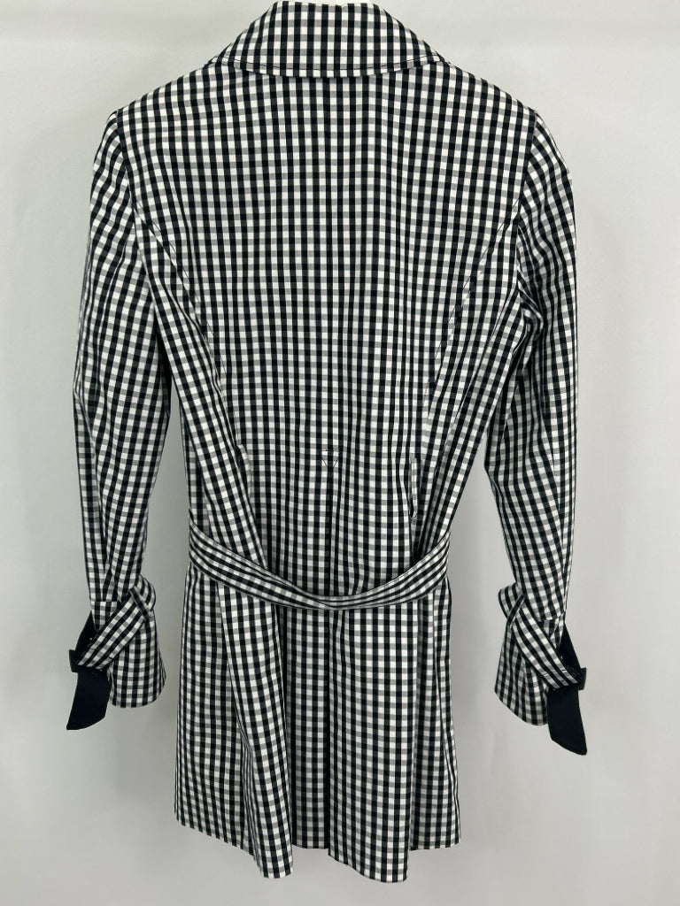 White House Black Market Women Size S Black and White Coat