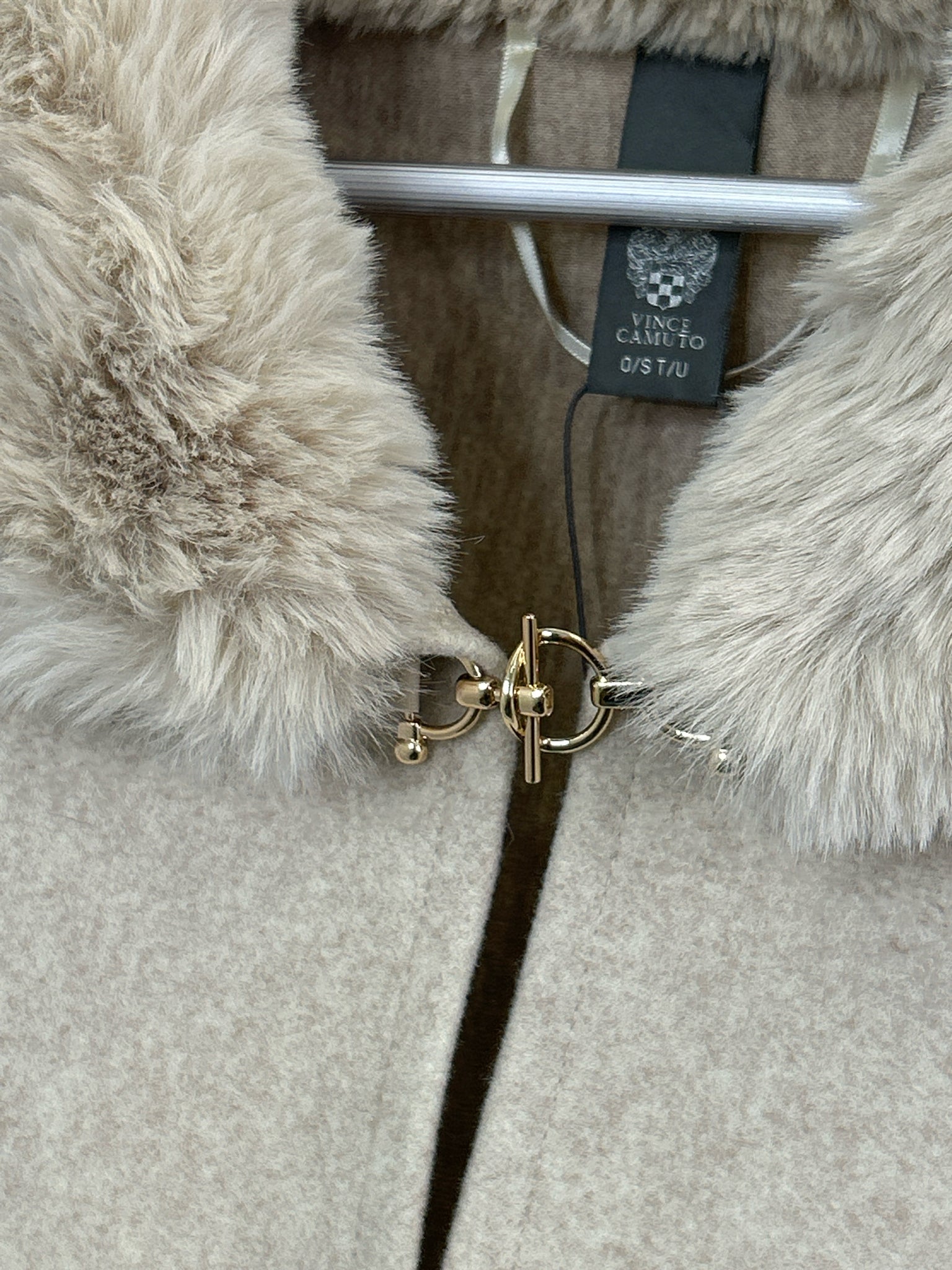 VINCE CAMUTO Size One Size Oatmeal Women Cape