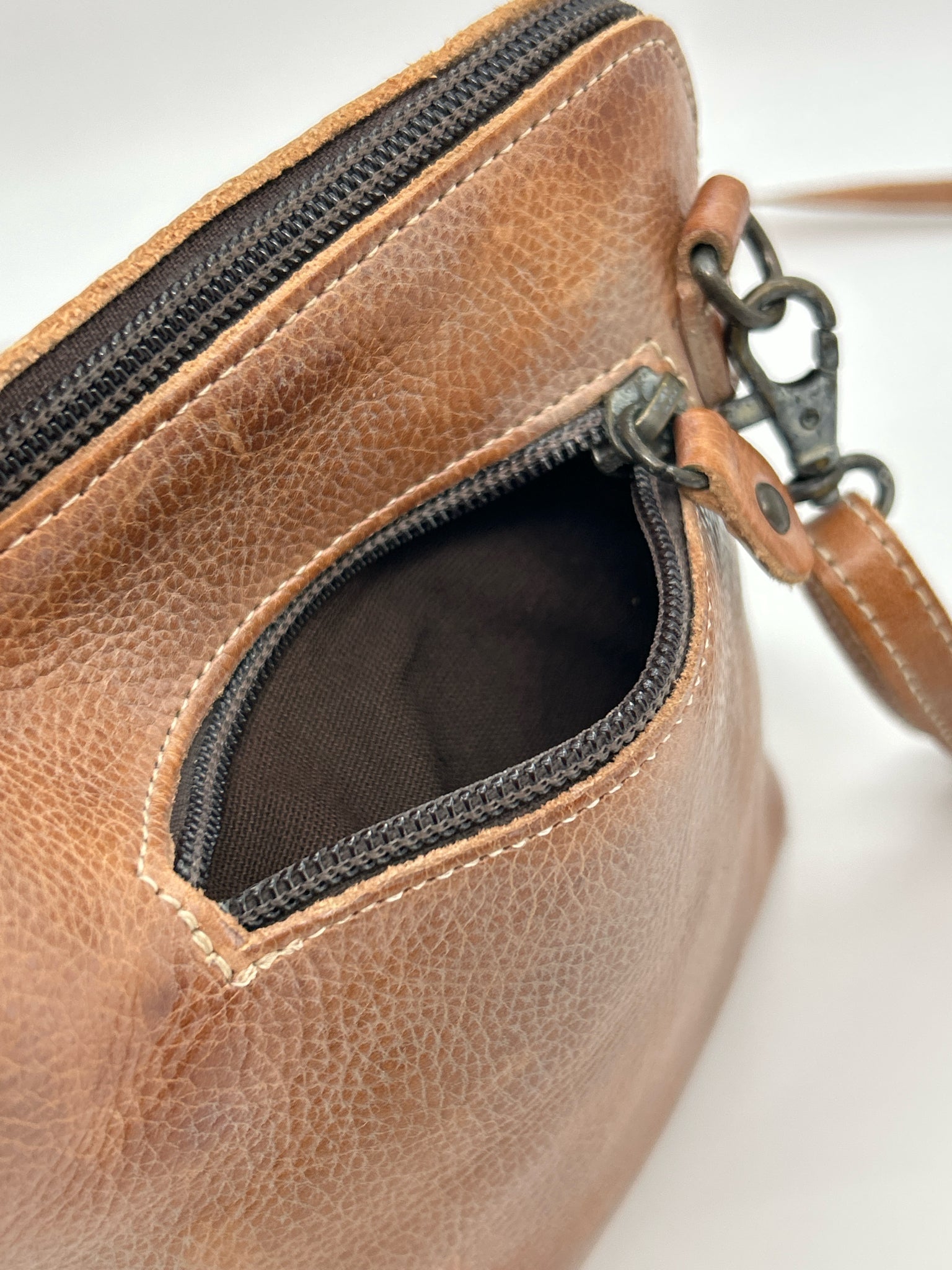 BED STU Tan Women Purse