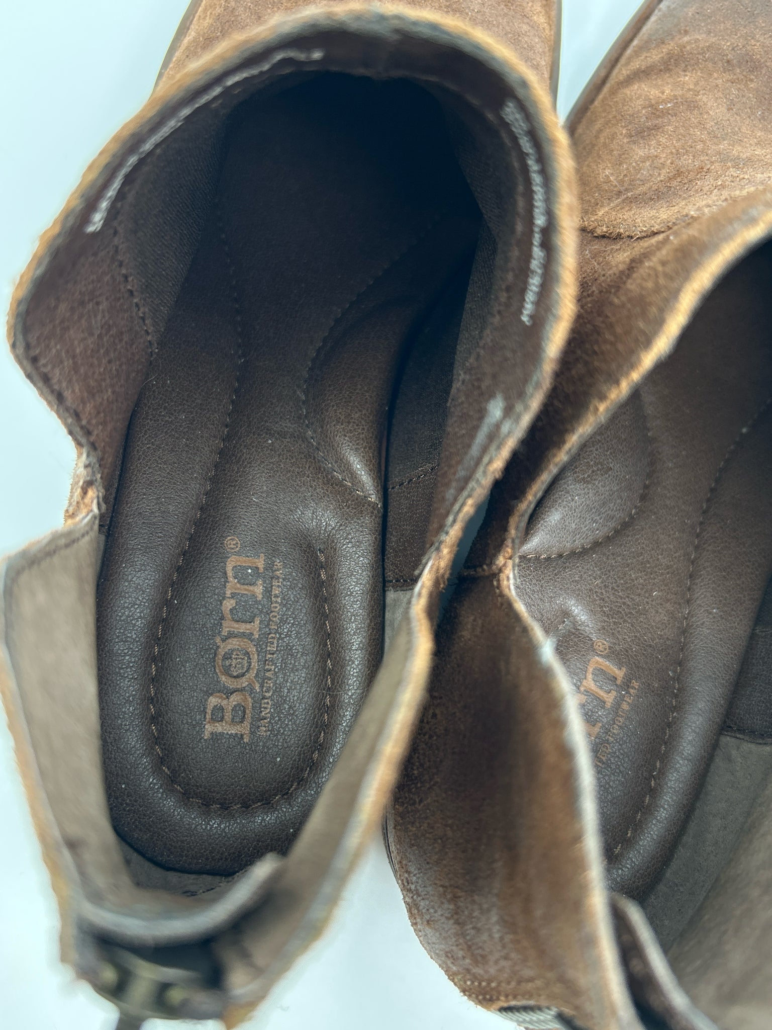 BORN Size 8M Tan Women Booties