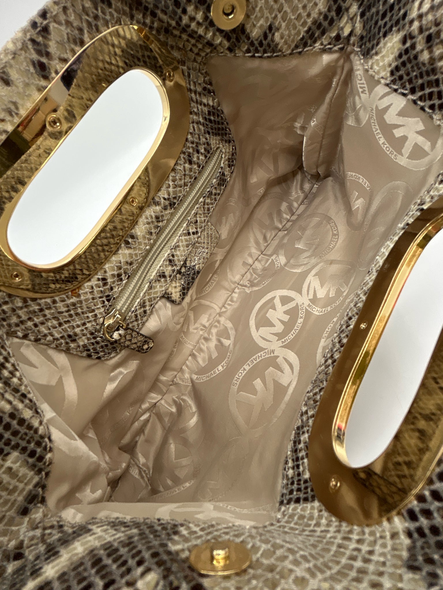 MICHAEL MICHAEL KORS Animal Print Women Clutch