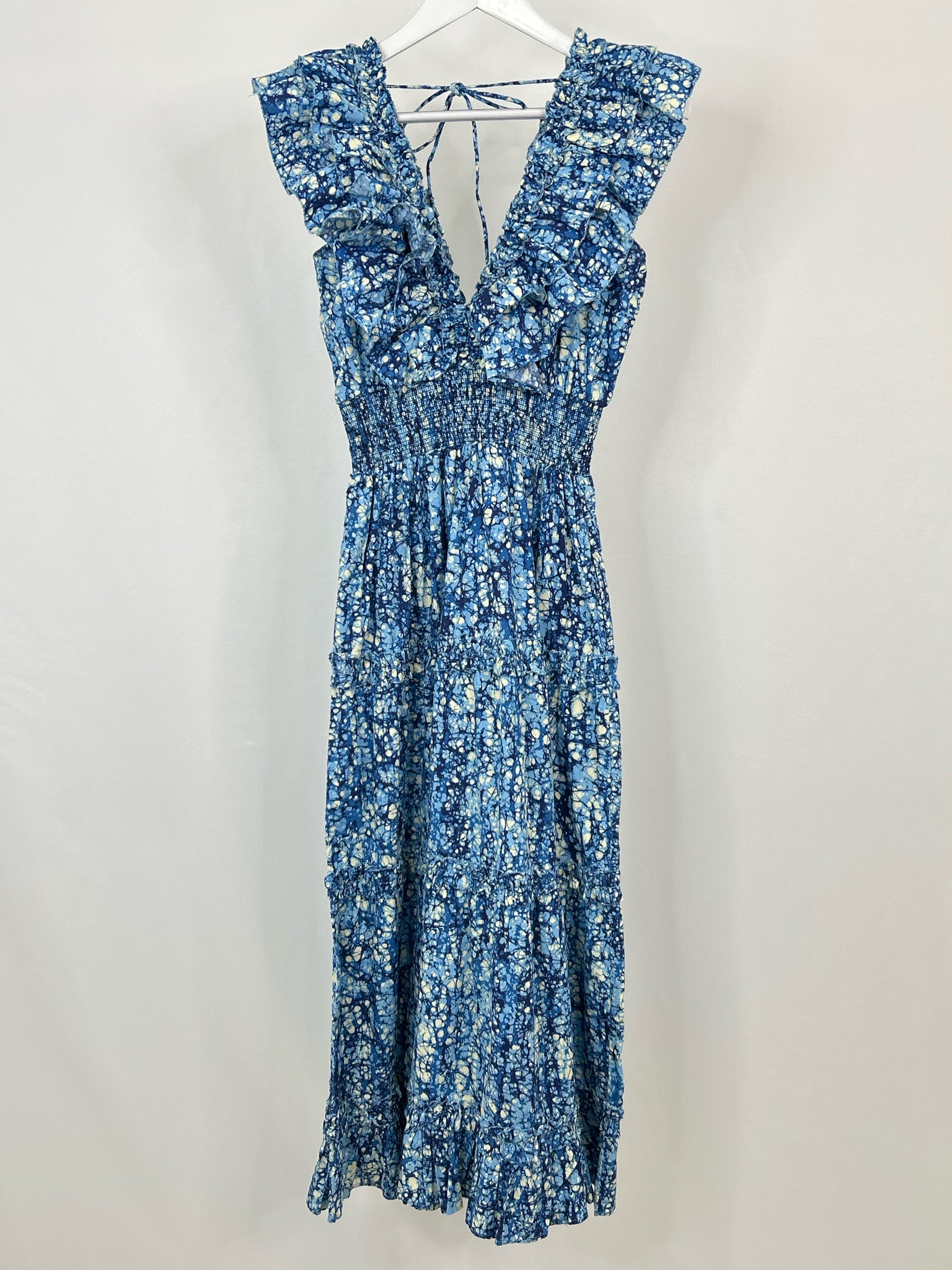 LOVE THE LABEL Size S blue and white Women Dress