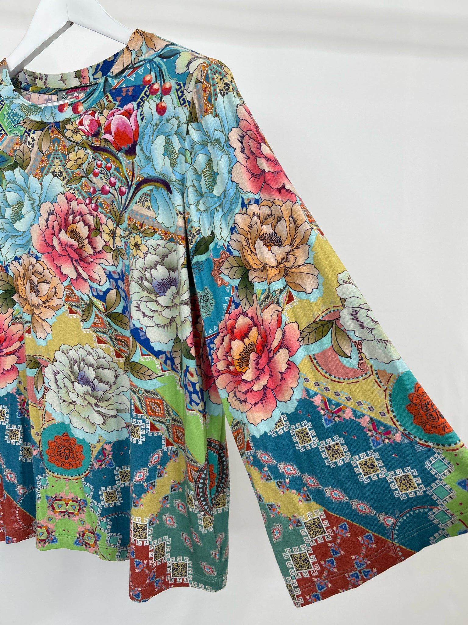 JOHNNY WAS Size M Multi-Color Women Top