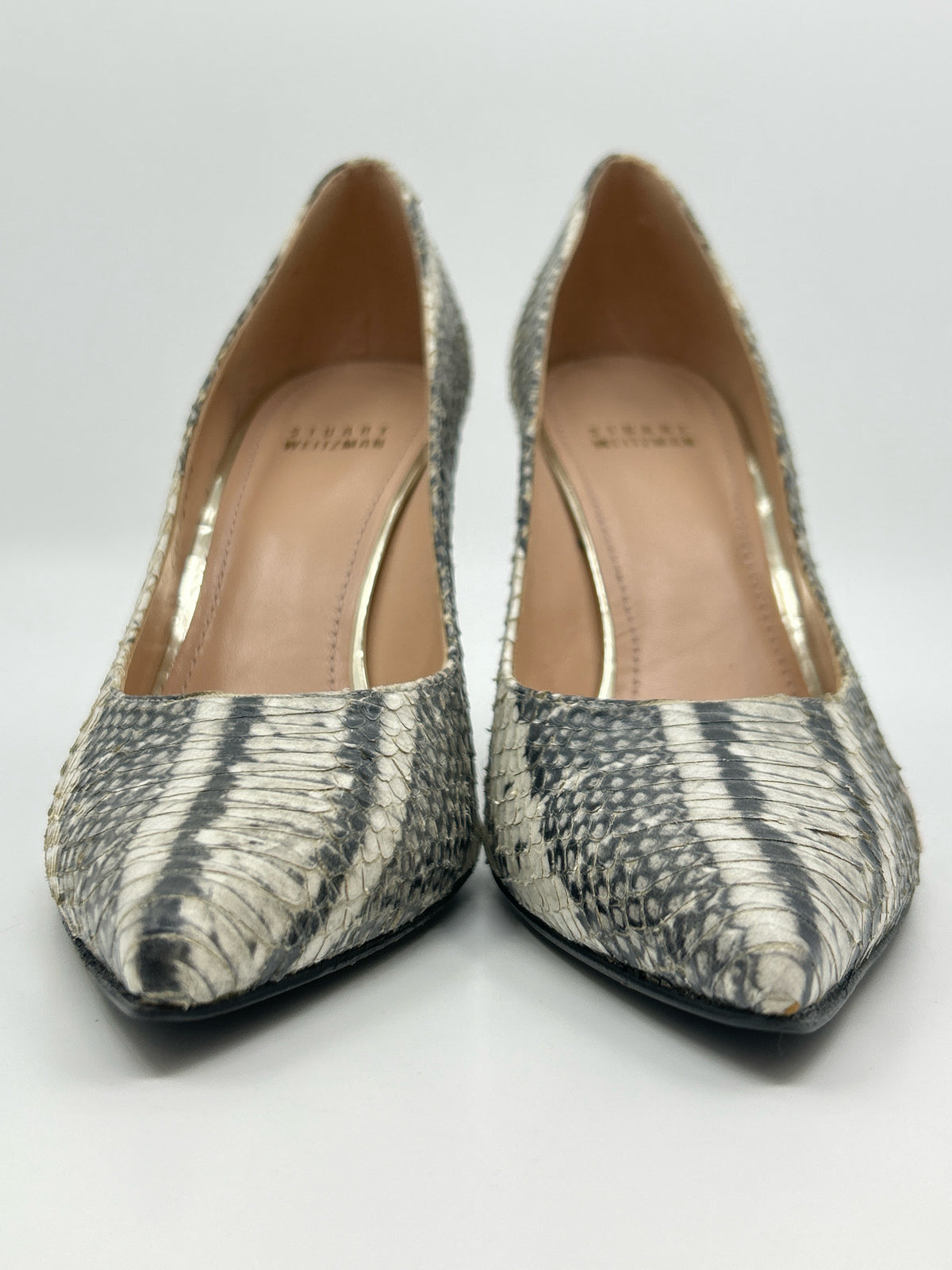STUART WEITZMAN Size 9M Black and White Women Pumps