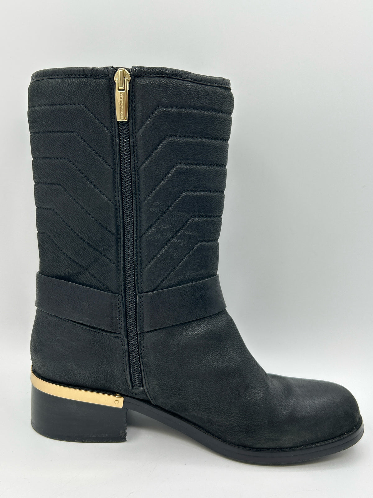 VINCE CAMUTO Size 8M Black Women Boots