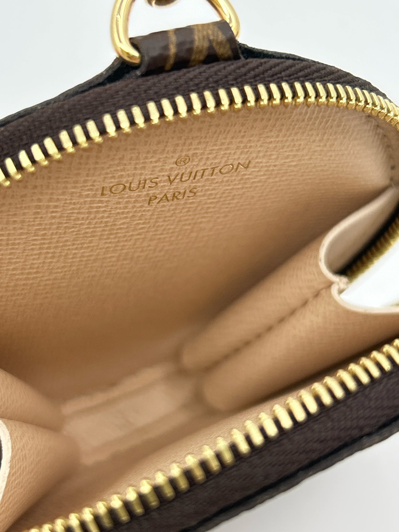 LOUIS VUITTON BROWN MONOGRAM Key Chain