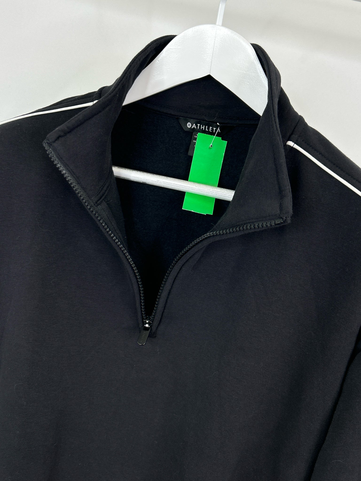 ATHLETA Size M Black Women Pullover