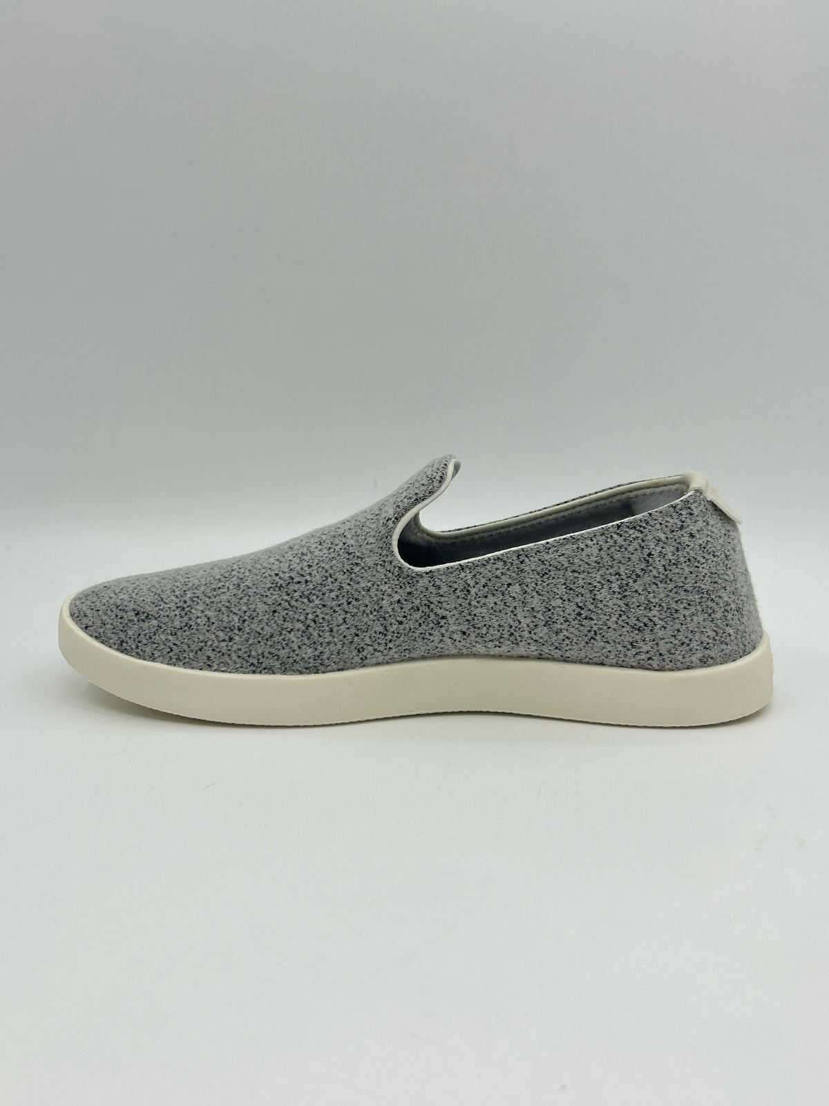 ALLBIRDS Size 8 Grey Women Flats NIB