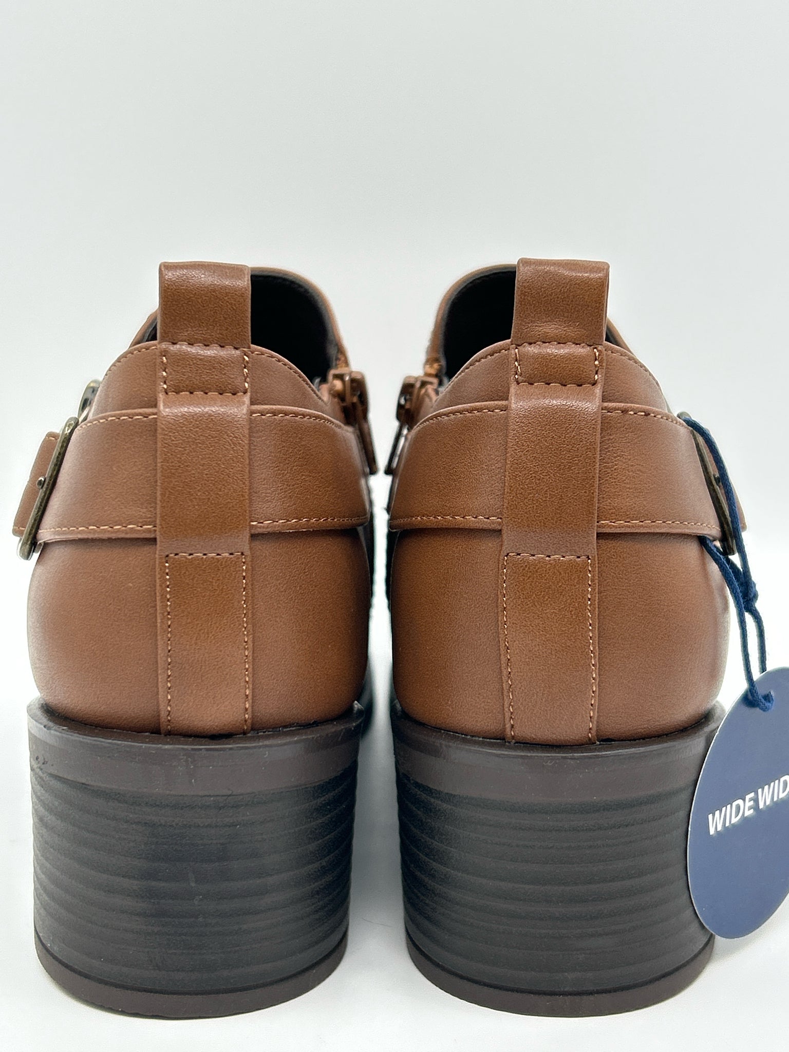 WHITE MOUNTAIN Size 9W CHESTNUT Women's Booties