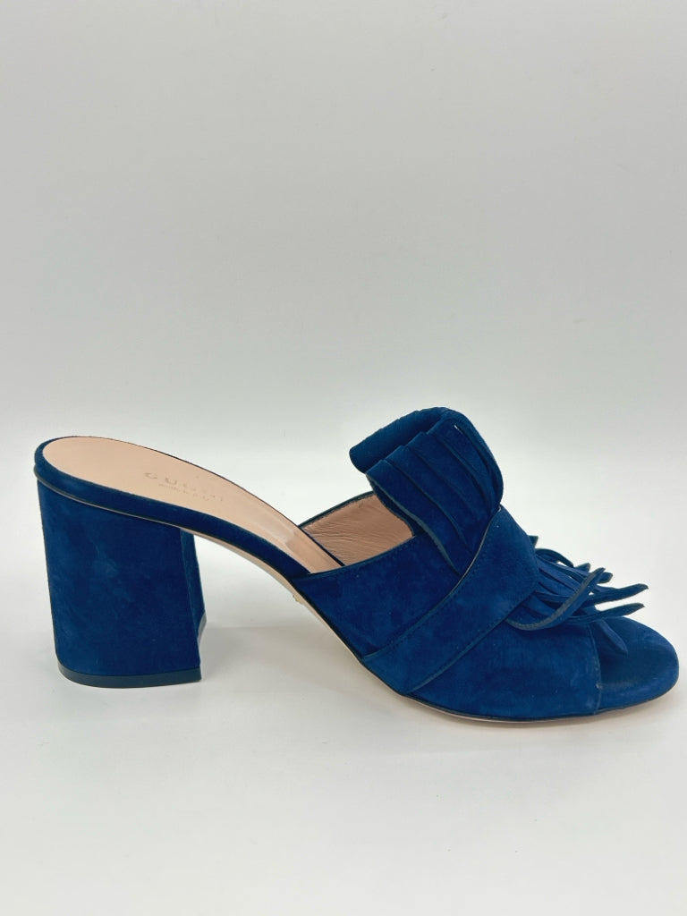 GUCCI Size 38.5 Blue Pumps Sandals