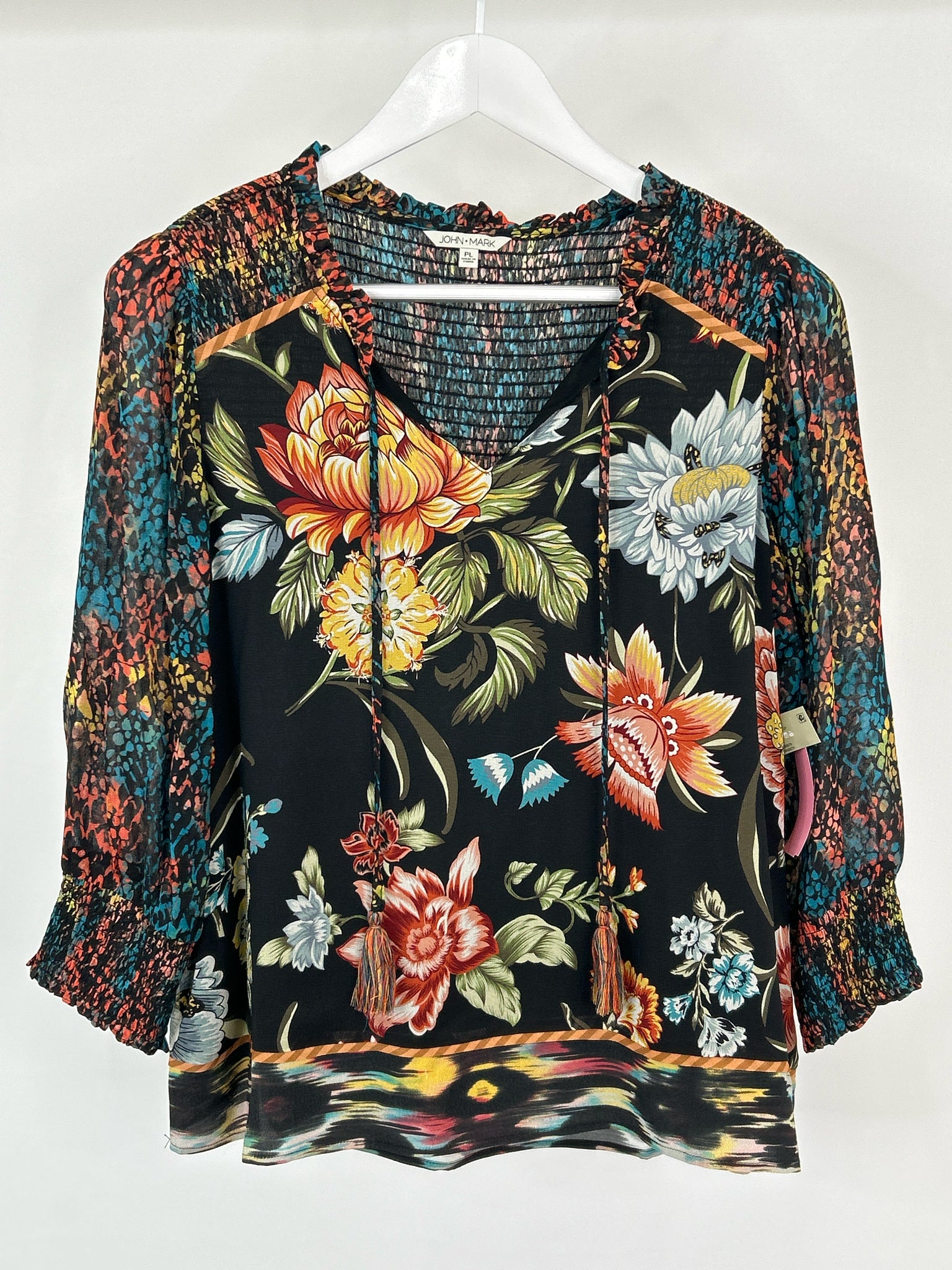 John Mark NWT Size PL Black Floral Women Top