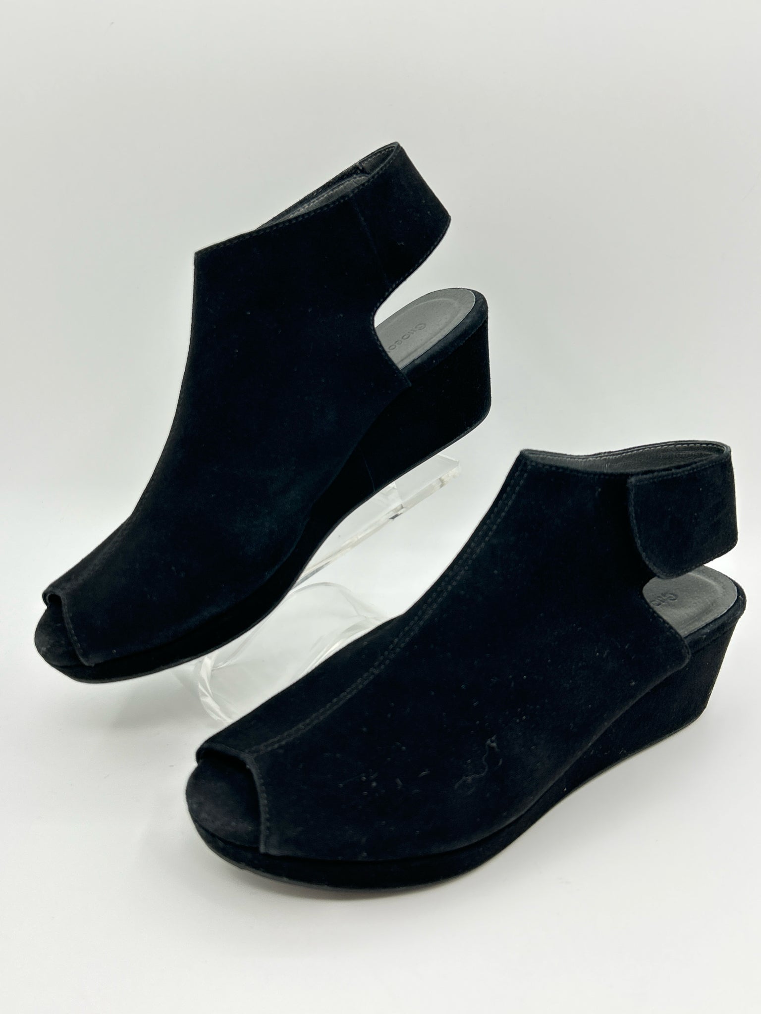 CHOCOLAT BLU Size 8 Black Women's Sandal