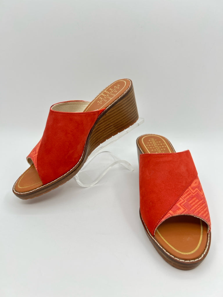 PENDLETON Size 7 Orange Red Sandal