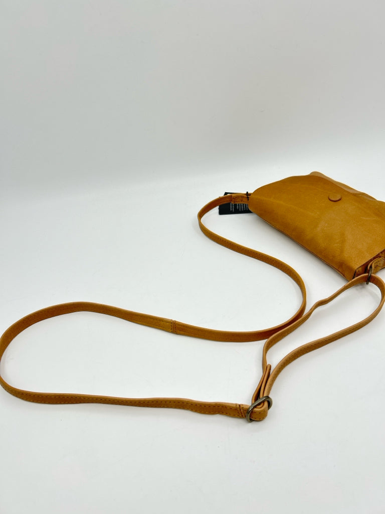 DAY & MOOD Tan Purse