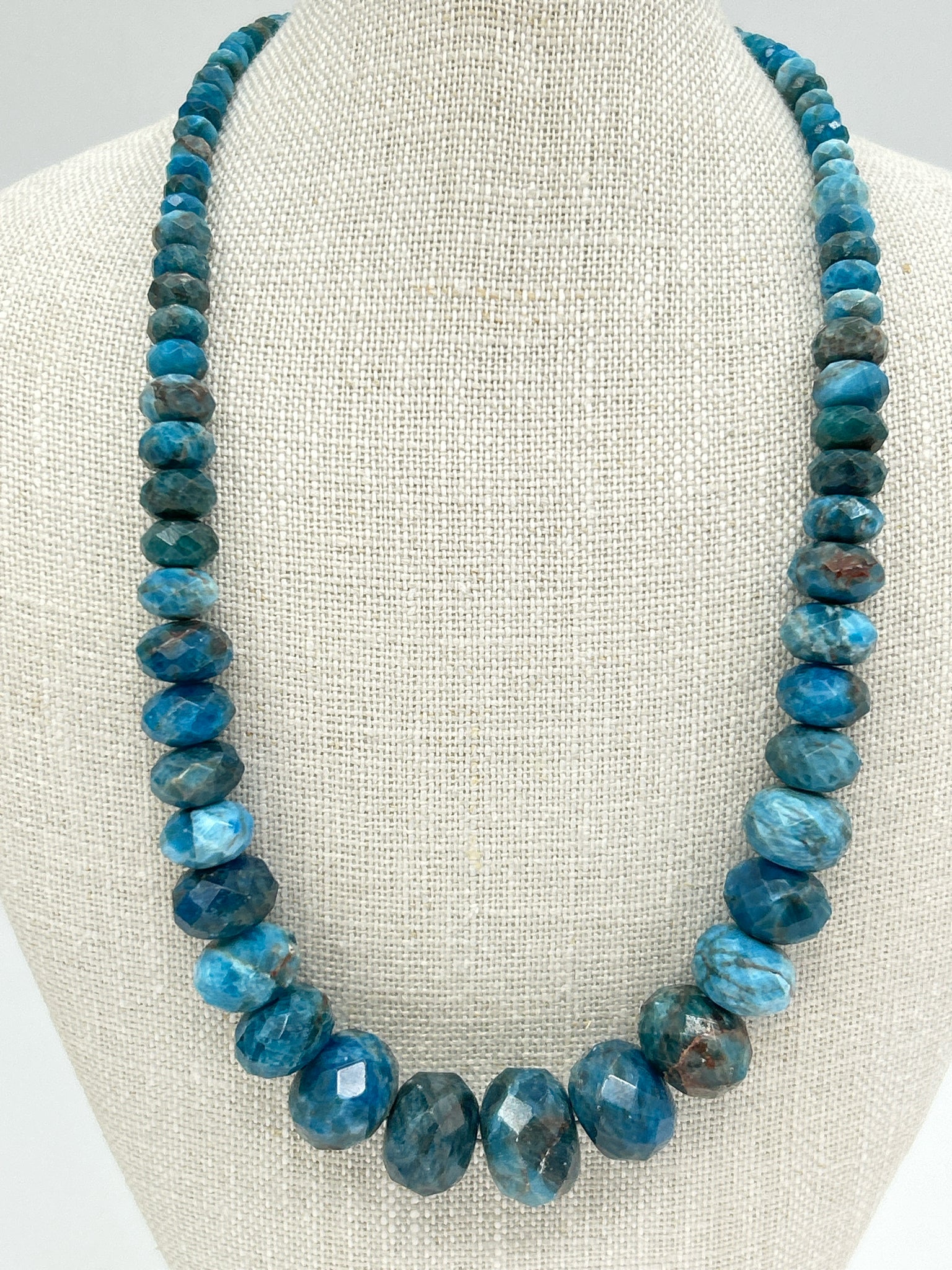 JAY KING Blue Apatite Jewelry Set