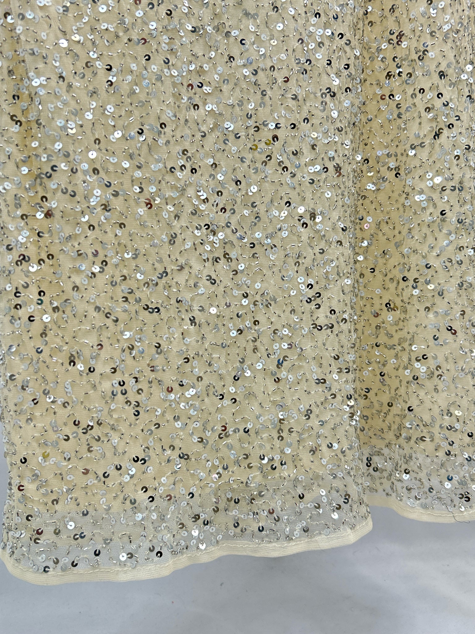 MAC DUGGAL Size 10 White Women Dress NWT