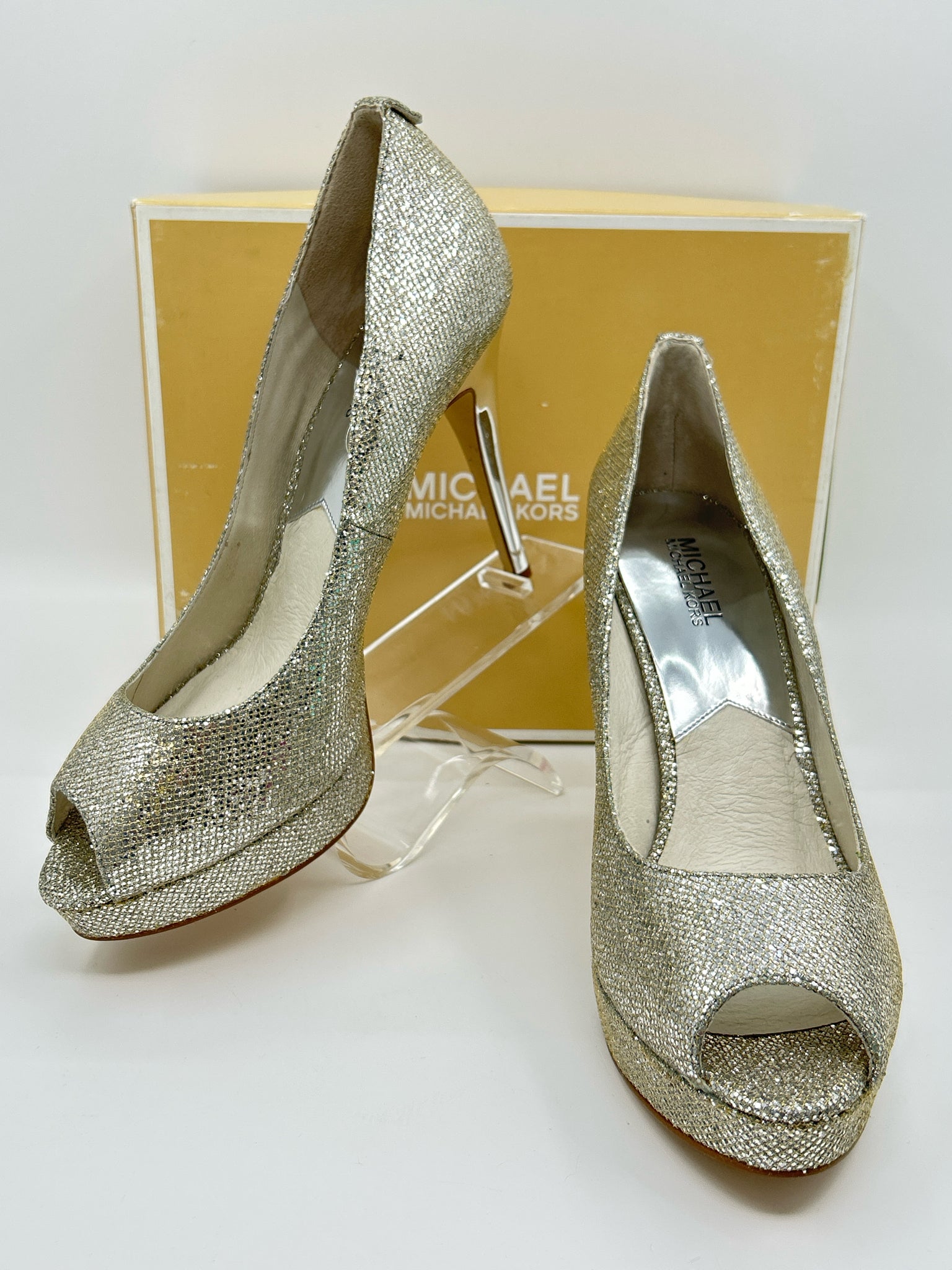 MICHAEL MICHAEL KORS Size 11M Silver Women Pumps