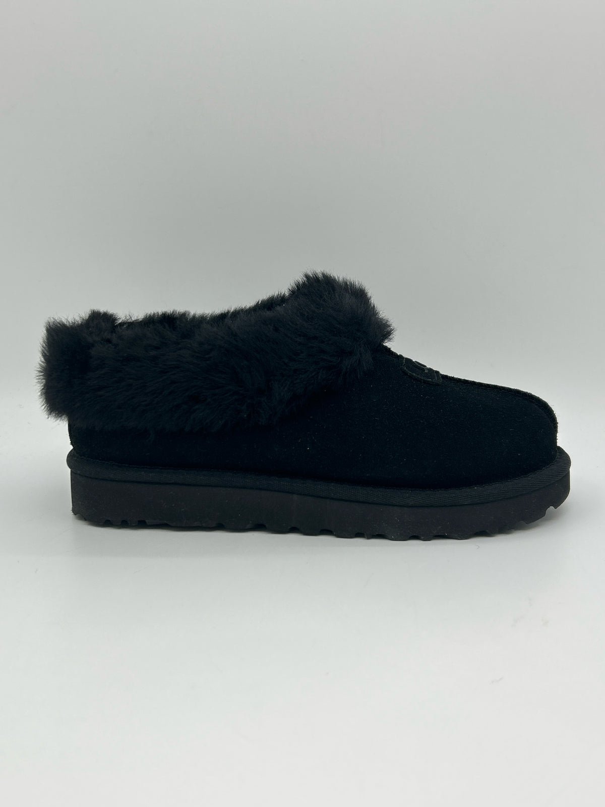 UGG Size 7 Black Women Flats NIB