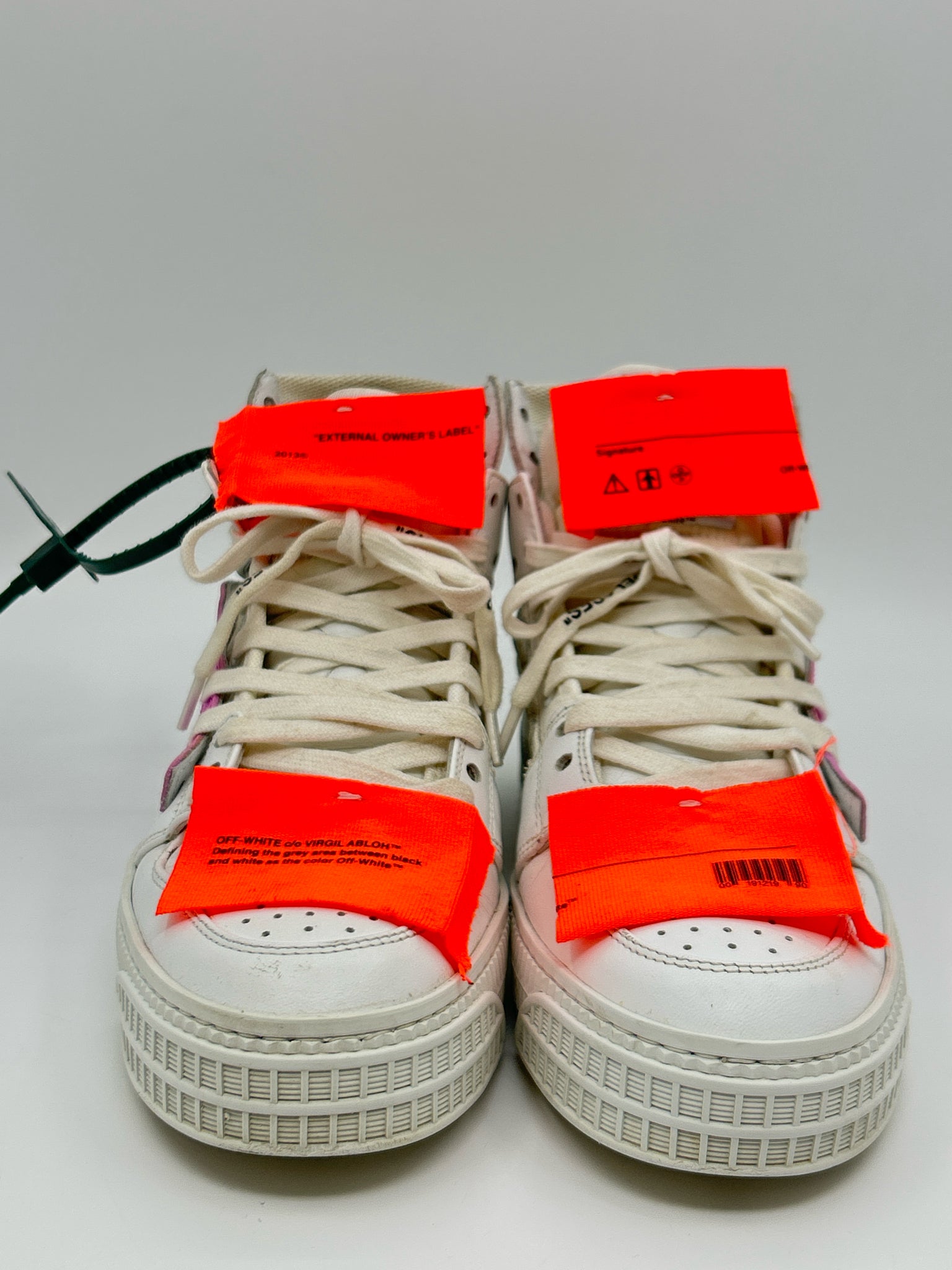 OFF-WHITE Size 36 White Print Women Sneakers