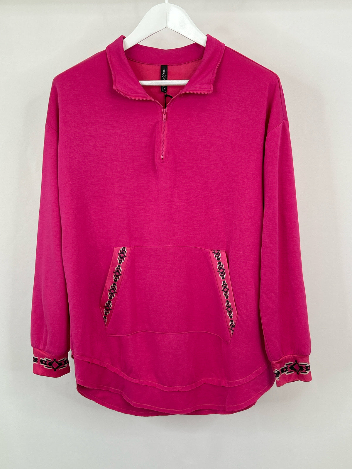 TWO 2 FLY Size M Pink Women Pullover