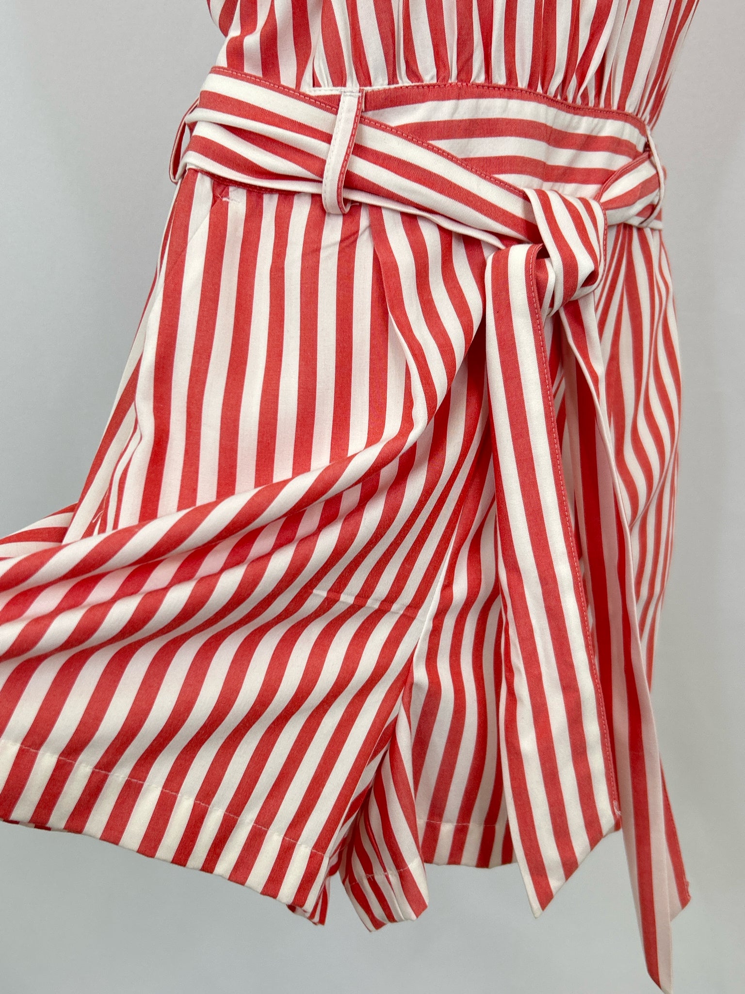 LOFT NWT Size 2P Red Striped Women Romper