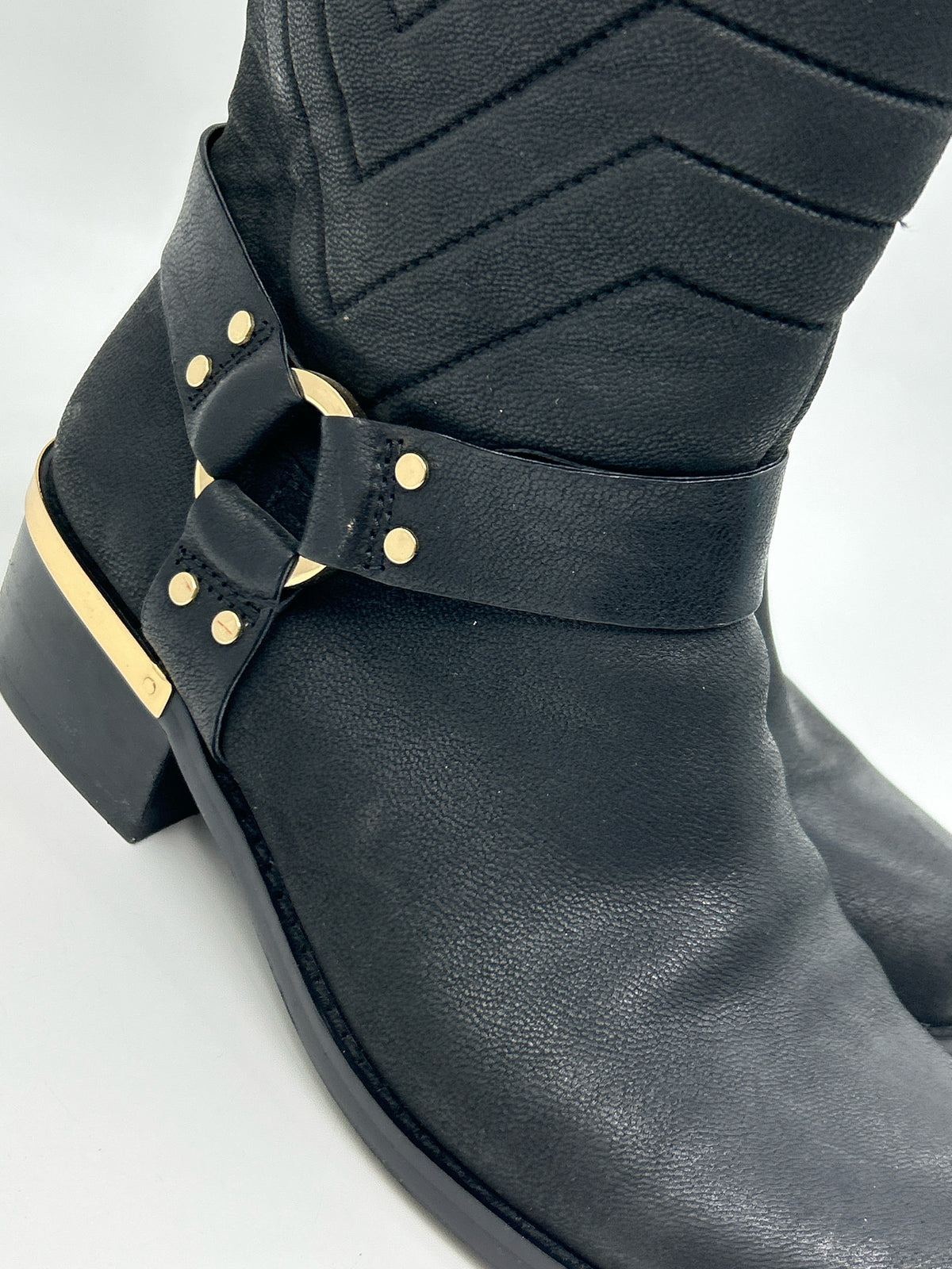 VINCE CAMUTO Size 8M Black Women Boots