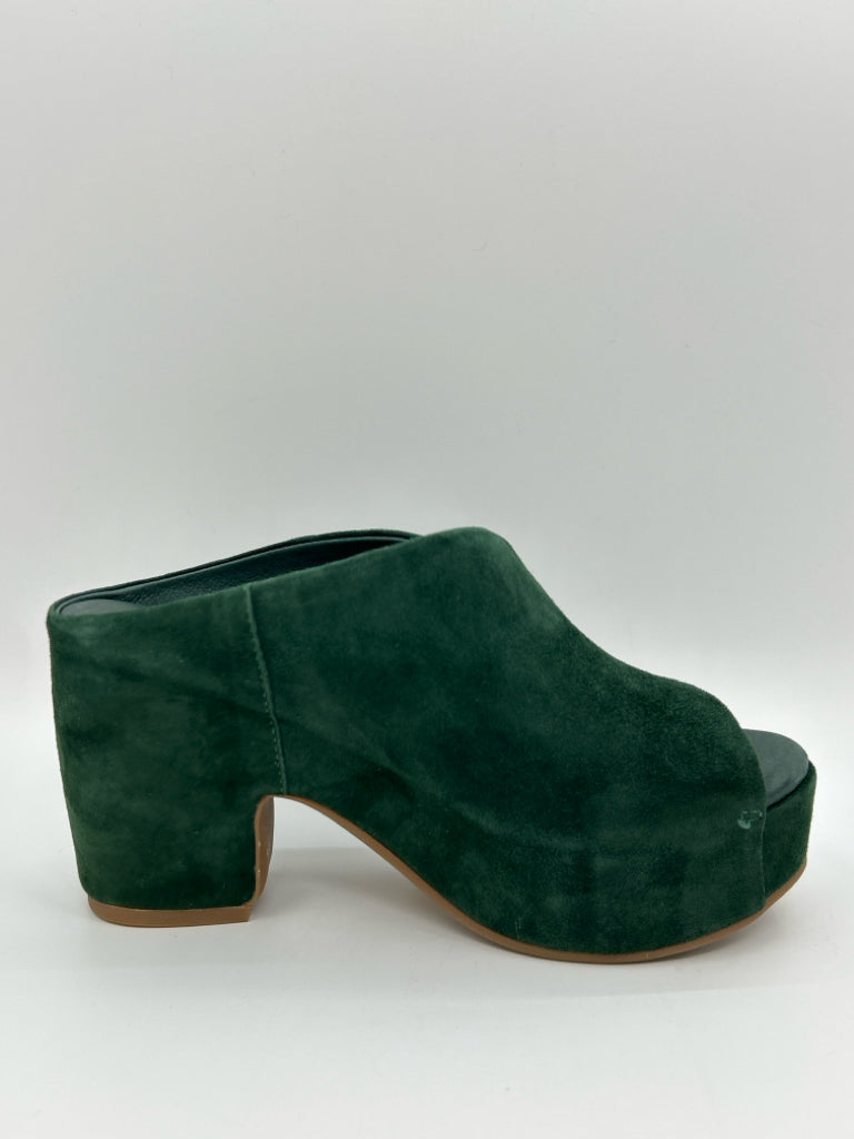 ANTELOPE Size 36 Emerald Women's Sandal
