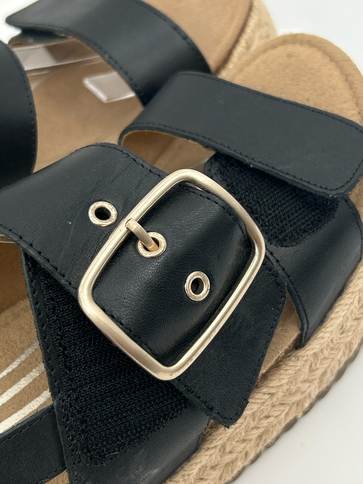 AETREX Size 7.5 Black Women Sandal
