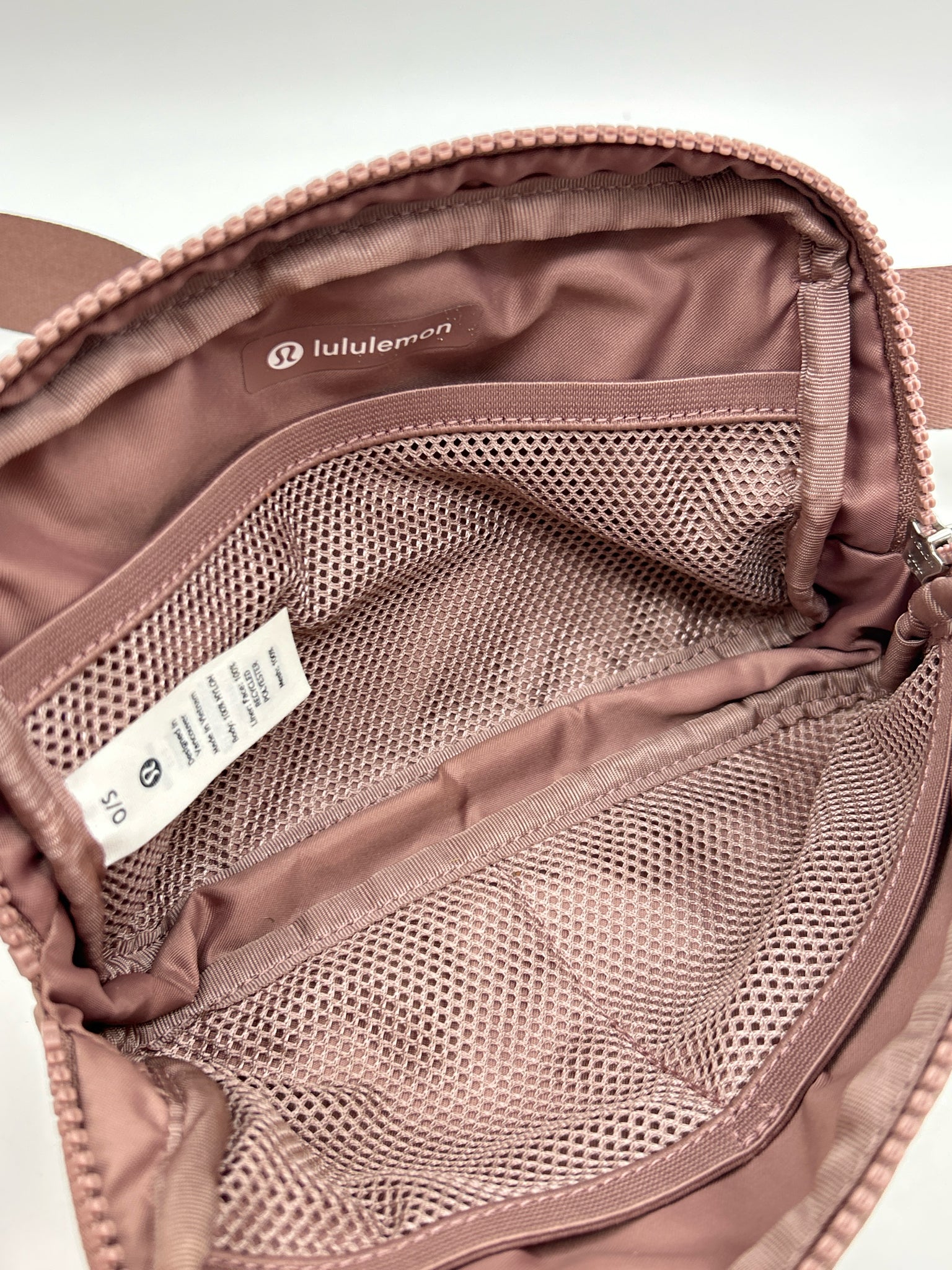 LULULEMON Mauve Women Purse