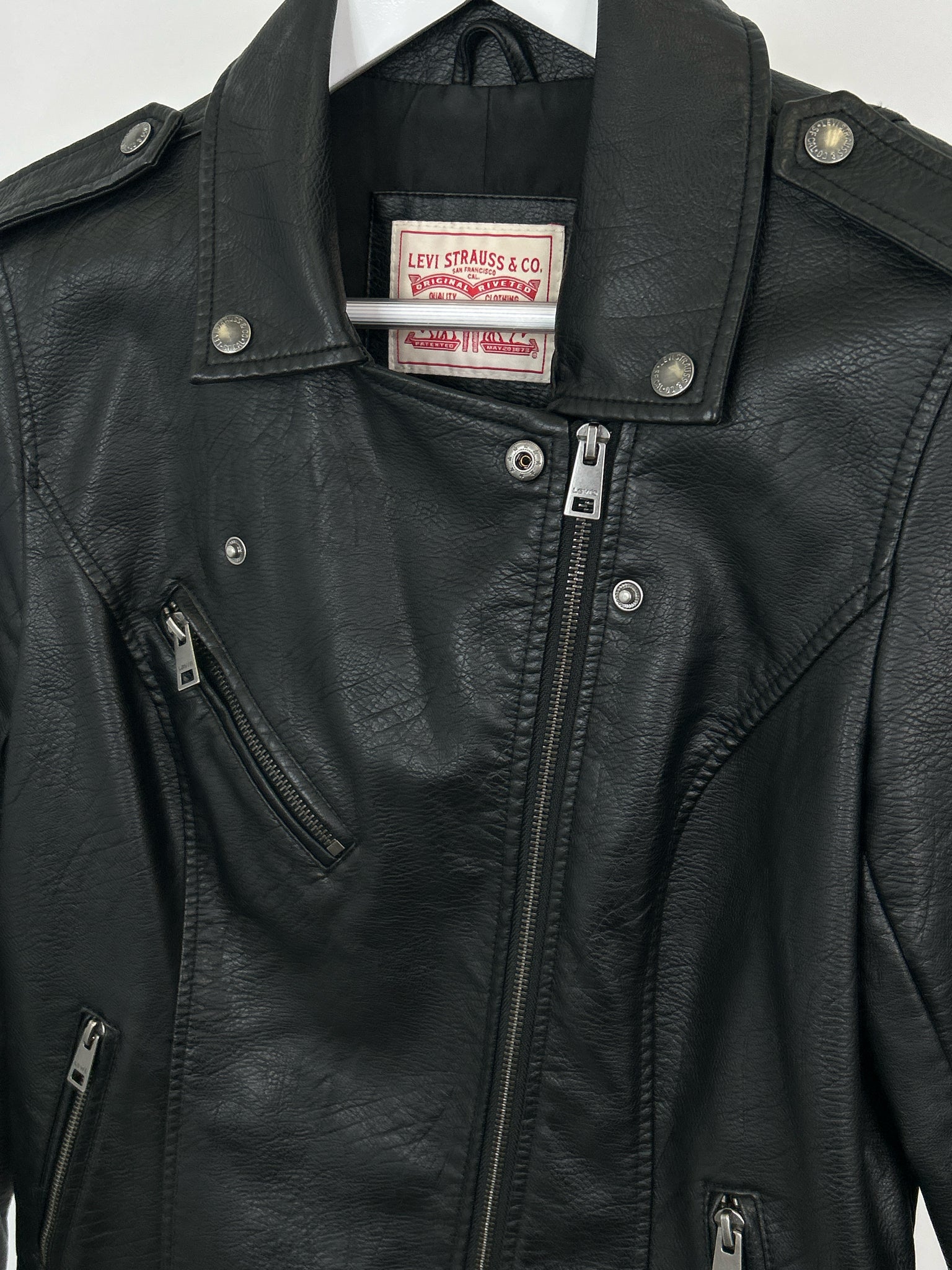 LEVI STRAUSS & CO. Size M Black Women Jacket