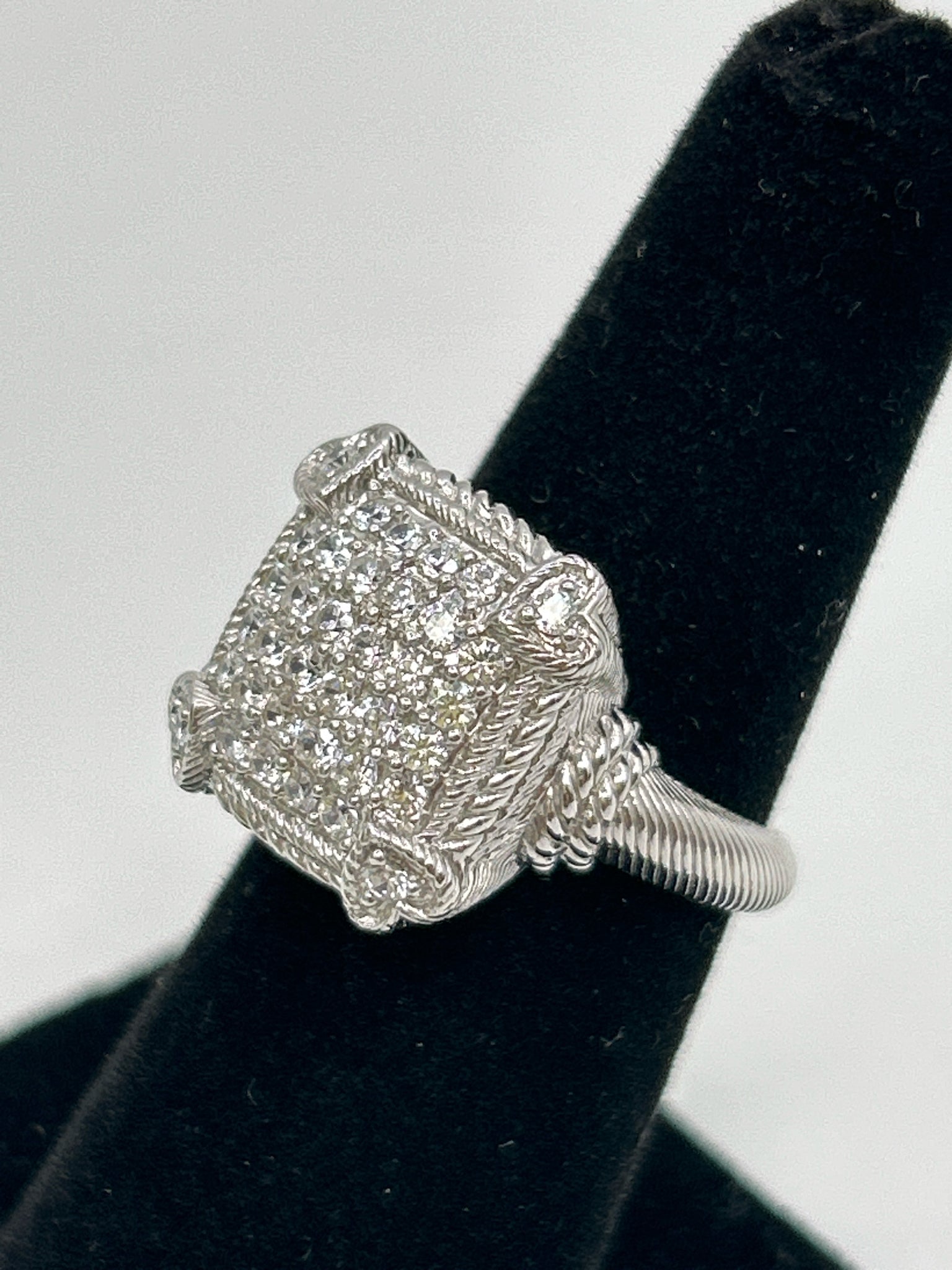 JUDITH RIPKA sterling silver Size 6 Ring
