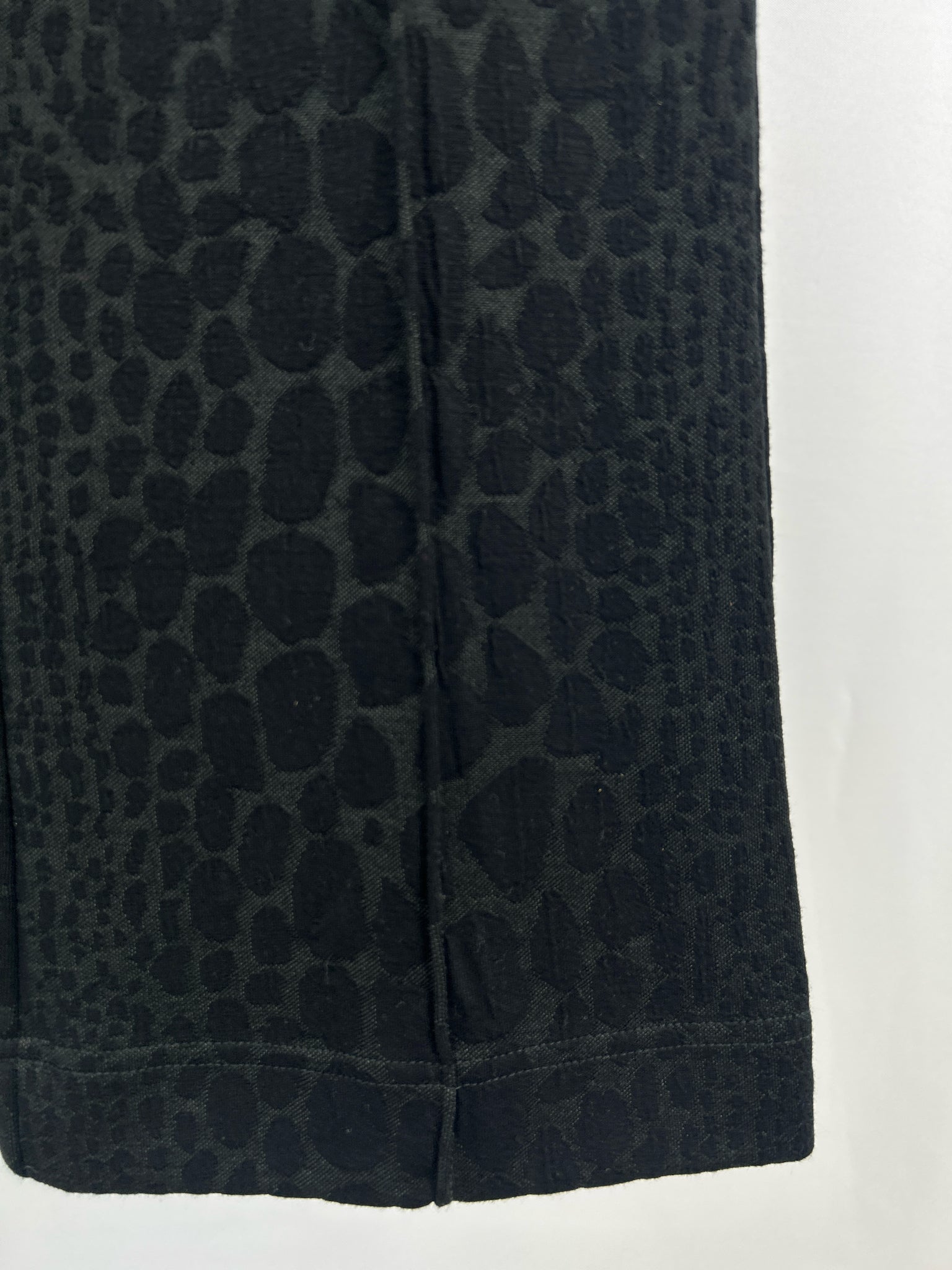 OLIVIA BY HABITAT CLOTHES Size S Black Print Women Pants