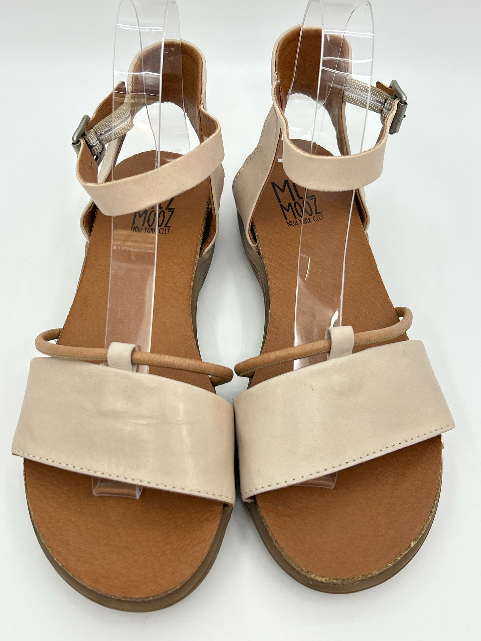 MIZ MOOZ Size 8W Beige Women Sandal