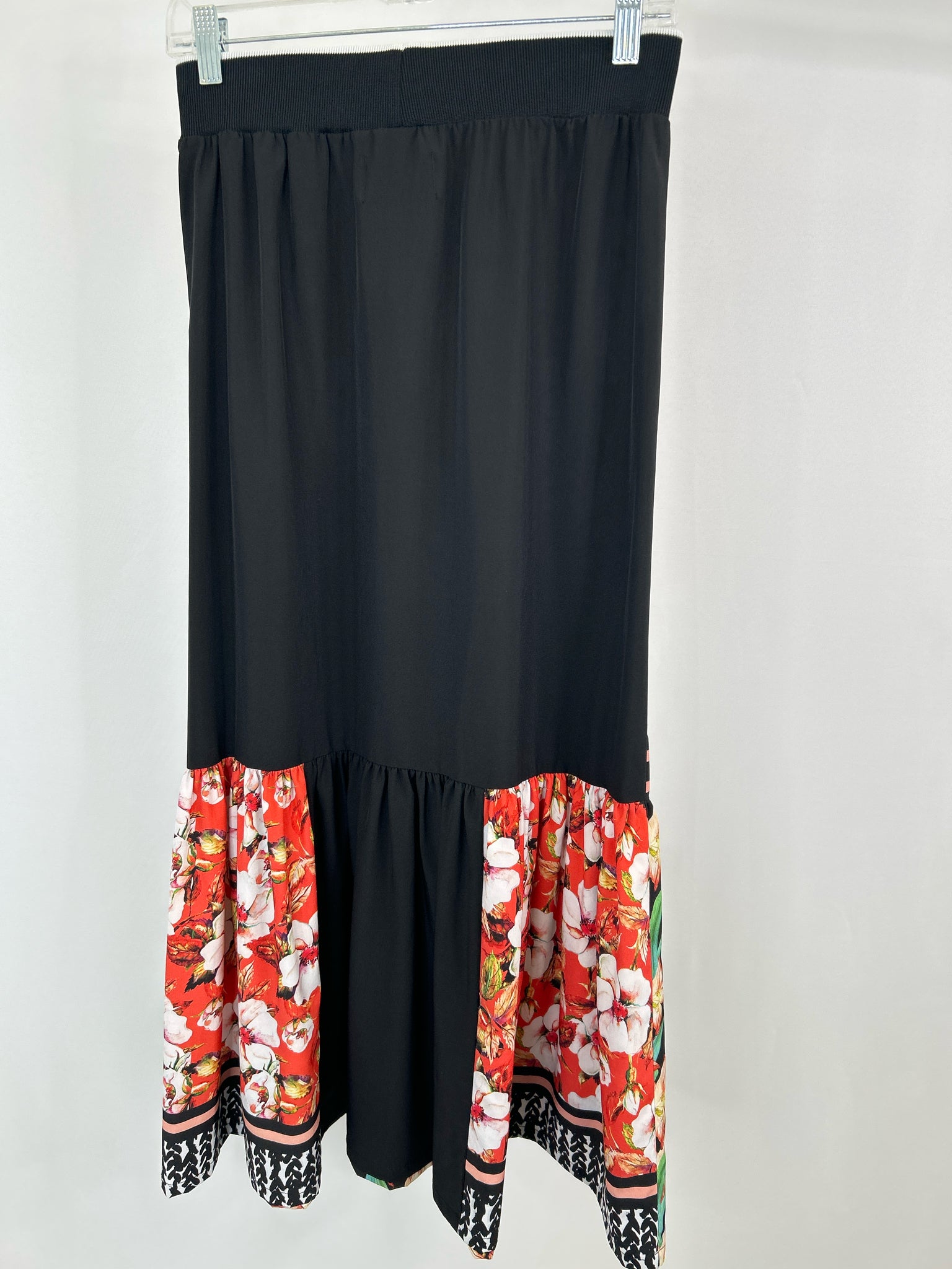CLOVER CANYON Size S Black Floral Women Skirt