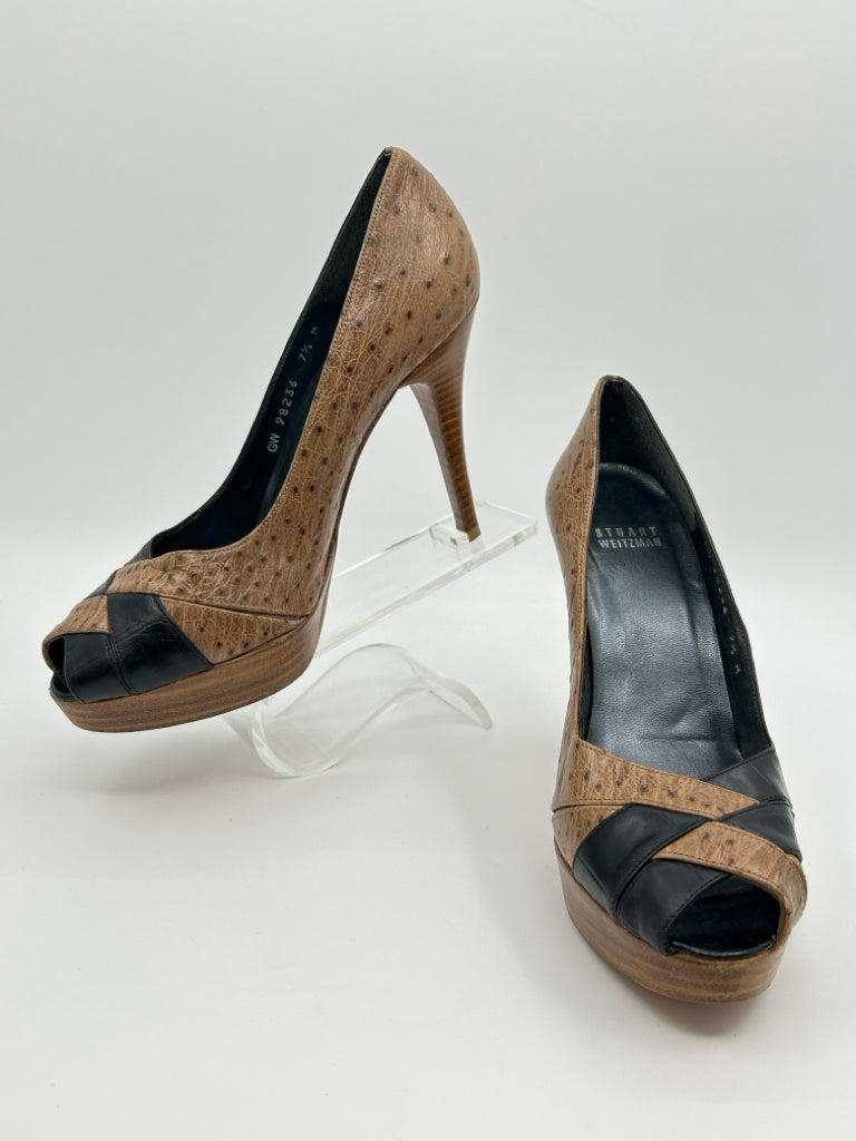 STUART WEITZMAN Women Size 7.5M Tan and Black Pumps