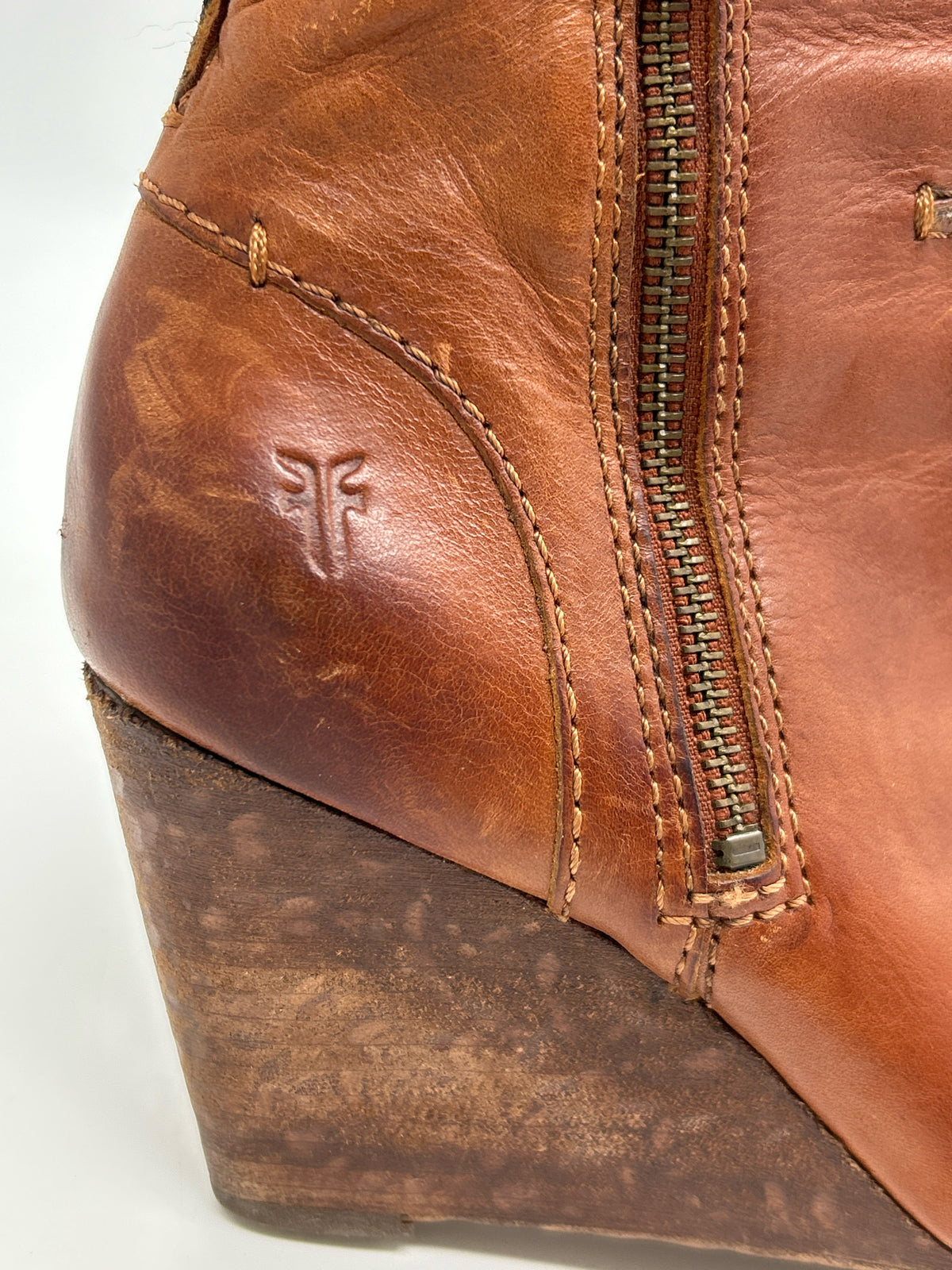 FRYE Size 7M Brown Women Booties