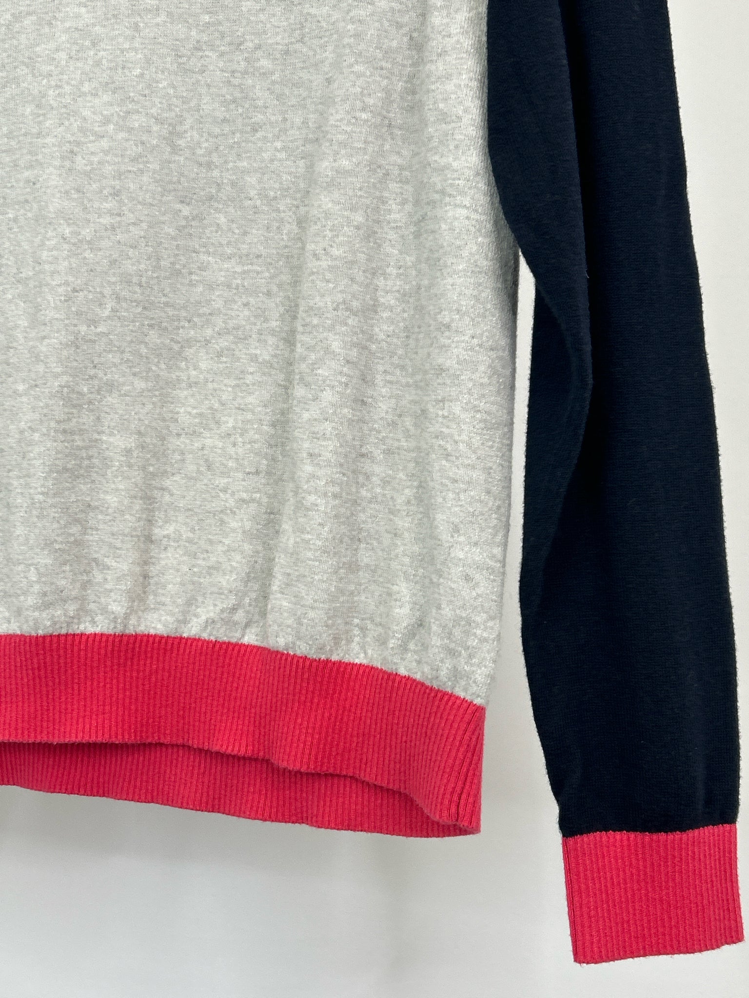 BODEN Size M Gray print Women Sweater