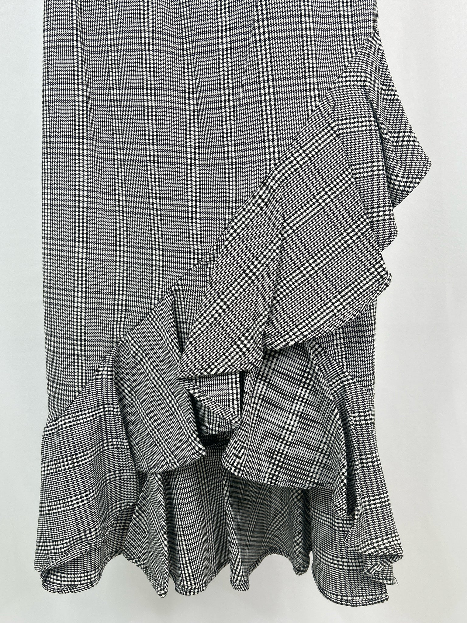 CALVIN KLEIN Size 6 Black and White Women Dress