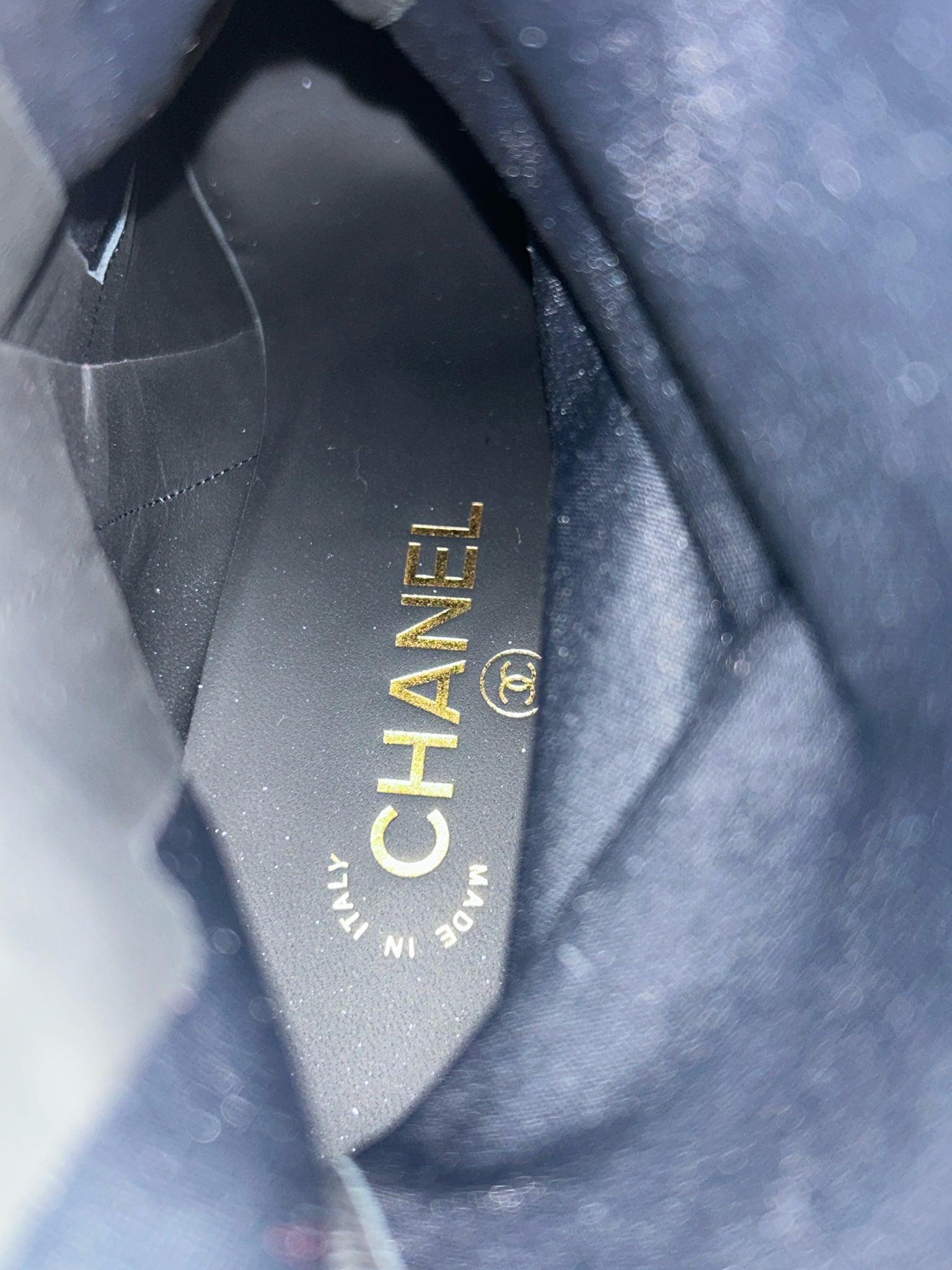 CHANEL Size 41.5/10.5 Burgundy and Black Women Booties